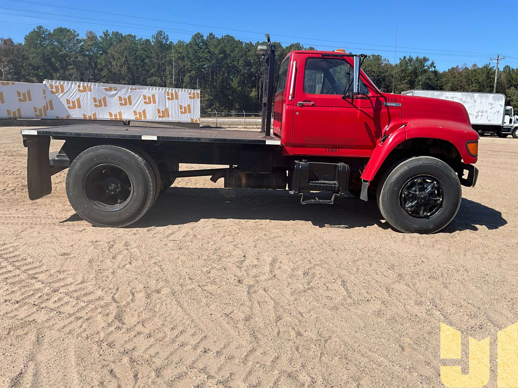 1997 Ford F-800