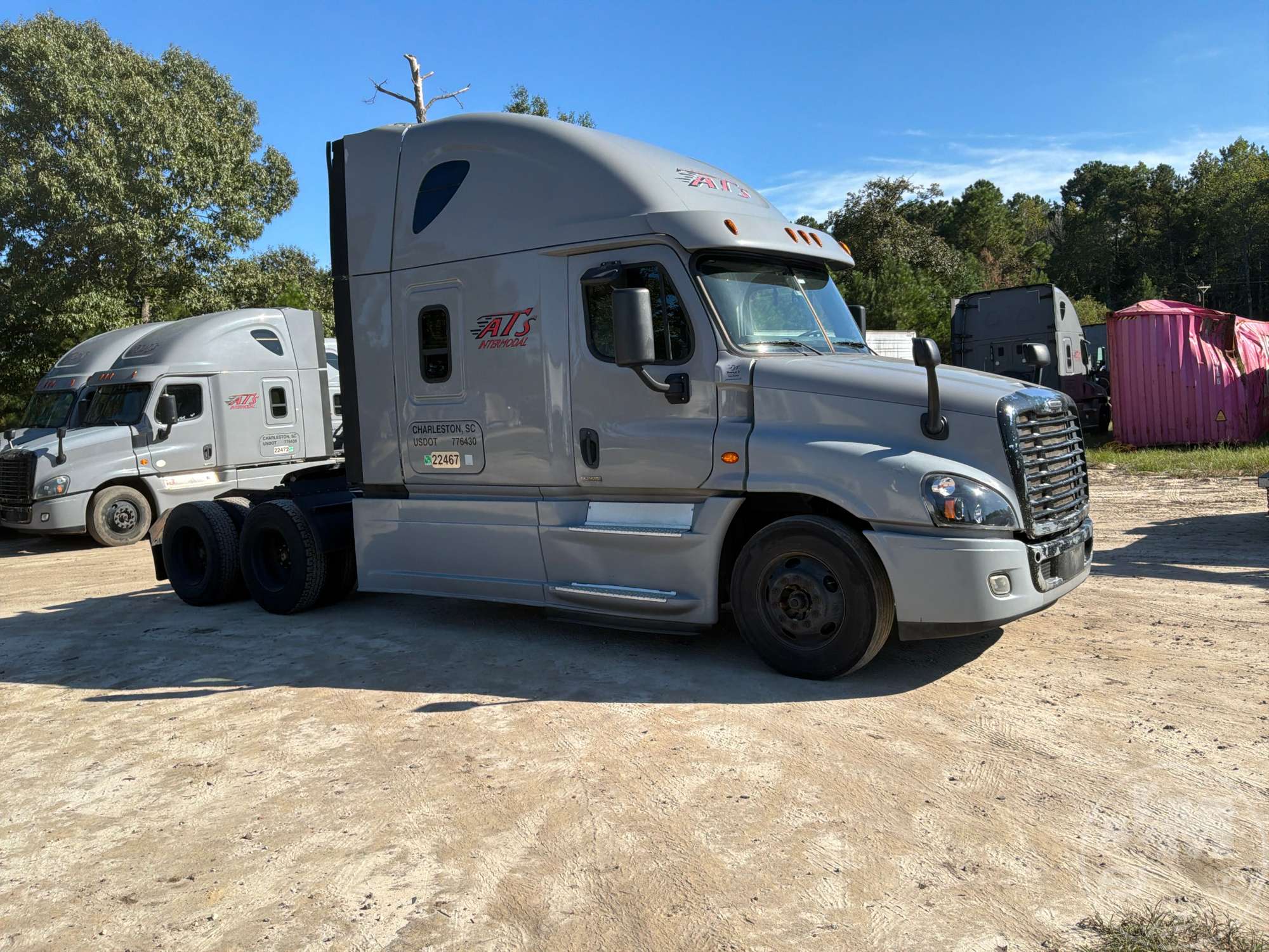 2015 Freightliner CASCADIA