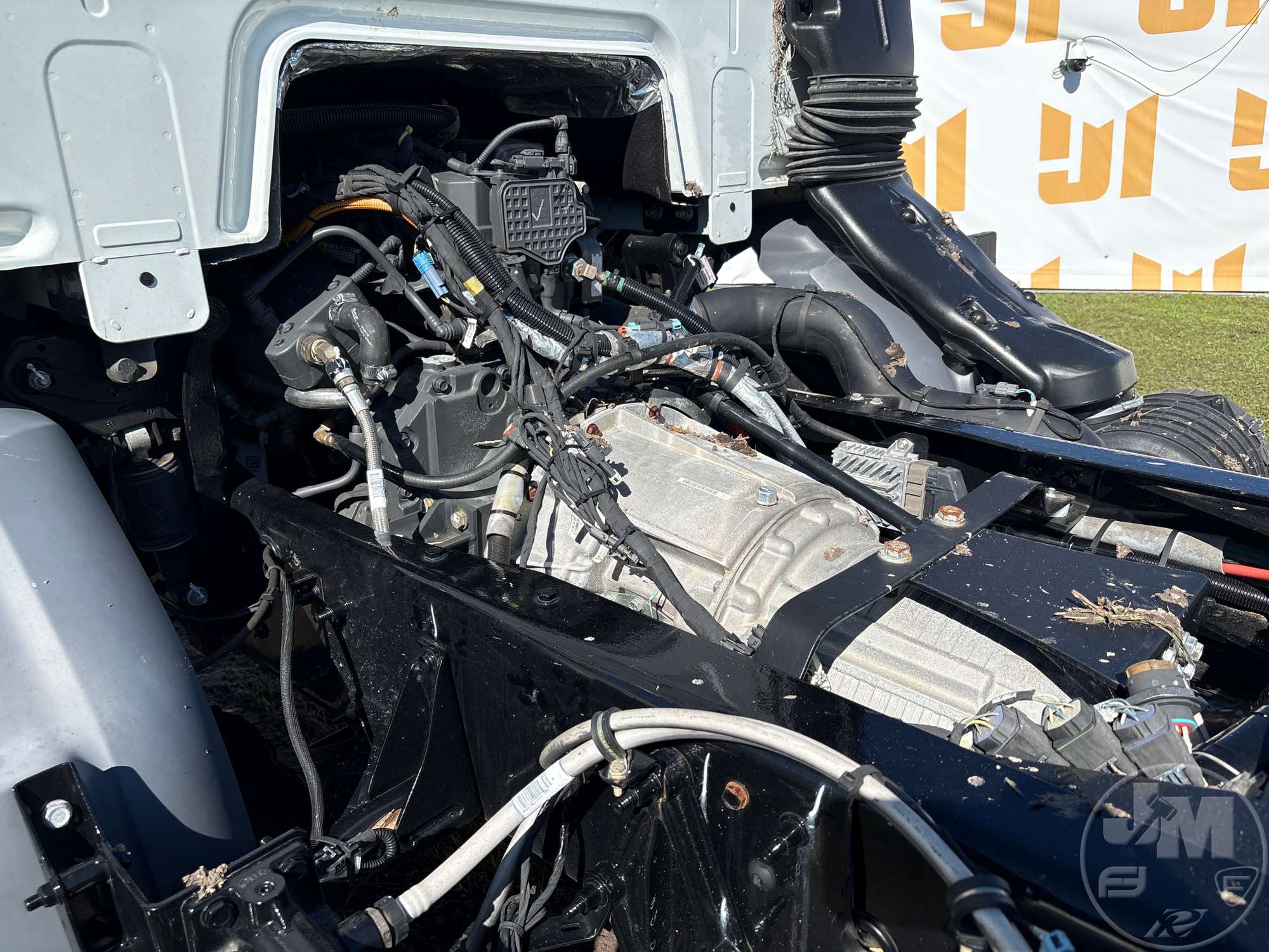 2025 Peterbilt 220