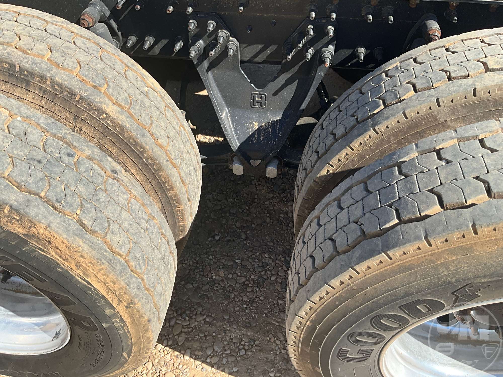 2017 International PROSTAR+ 122 6X4