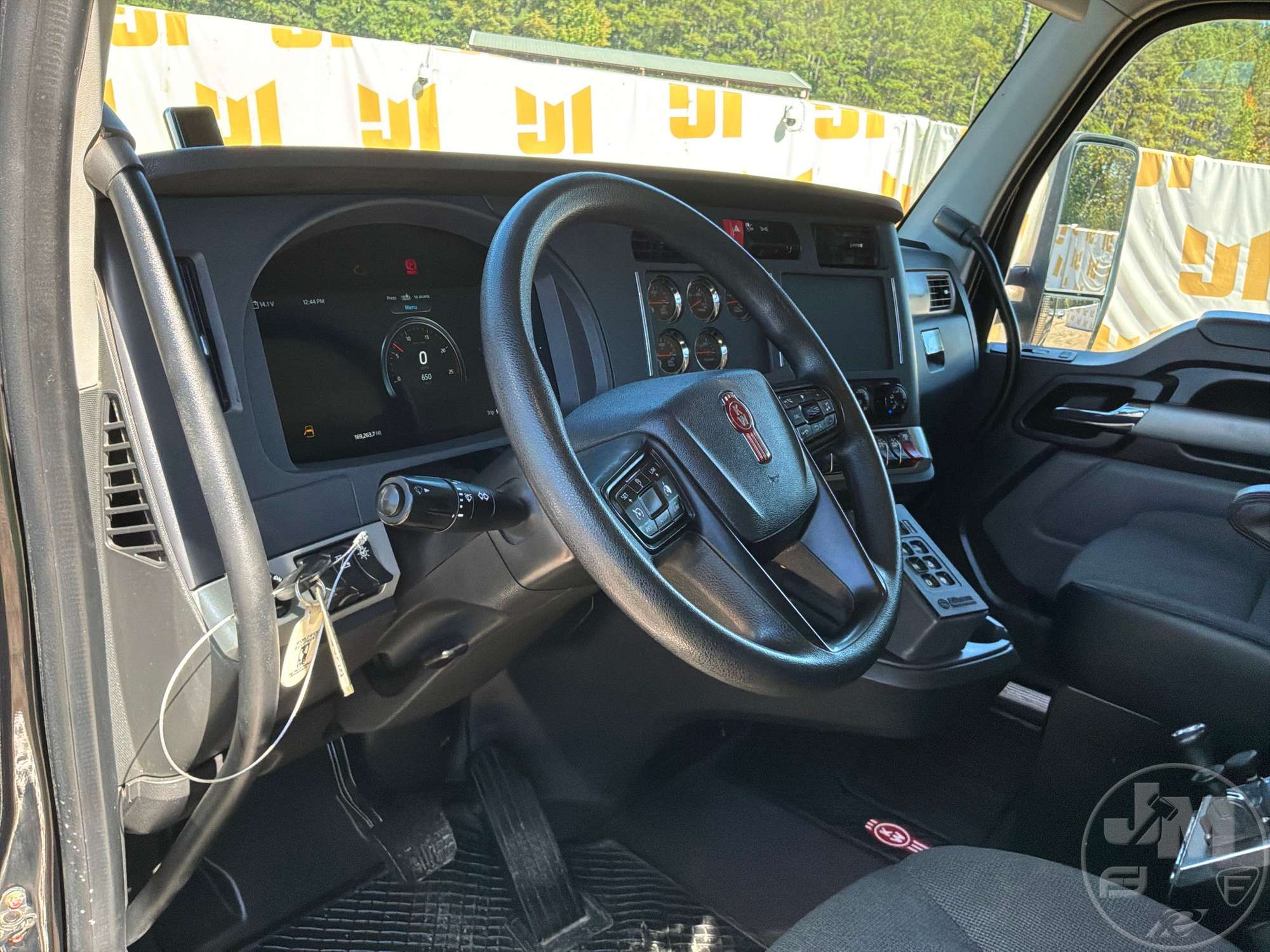2022 Kenworth T880