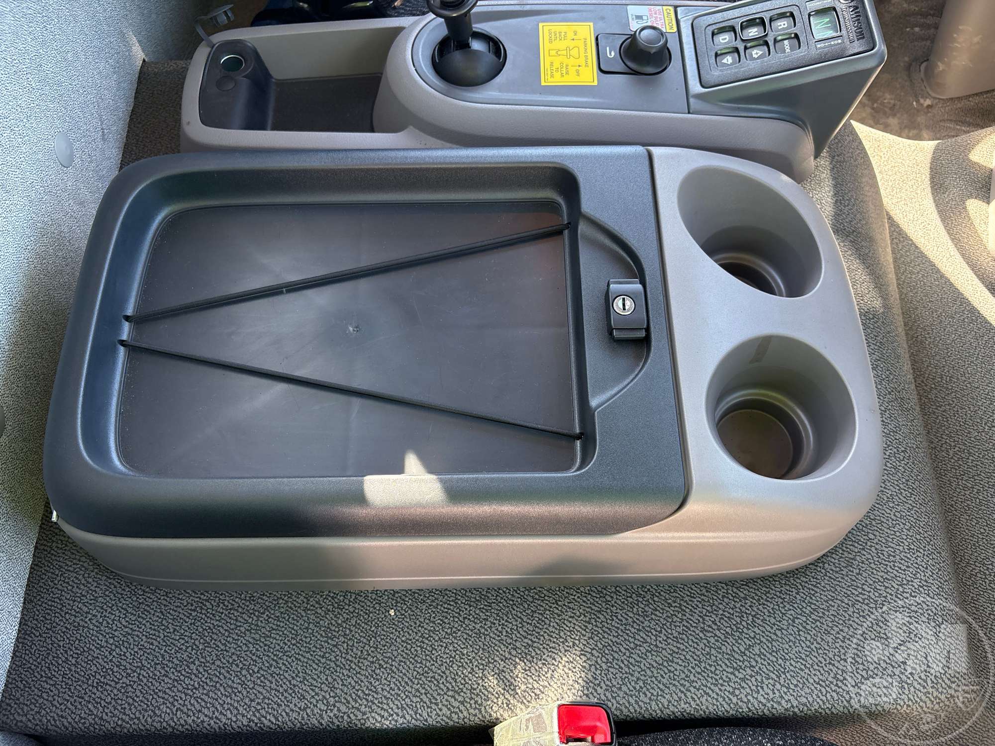 2025 Peterbilt 220