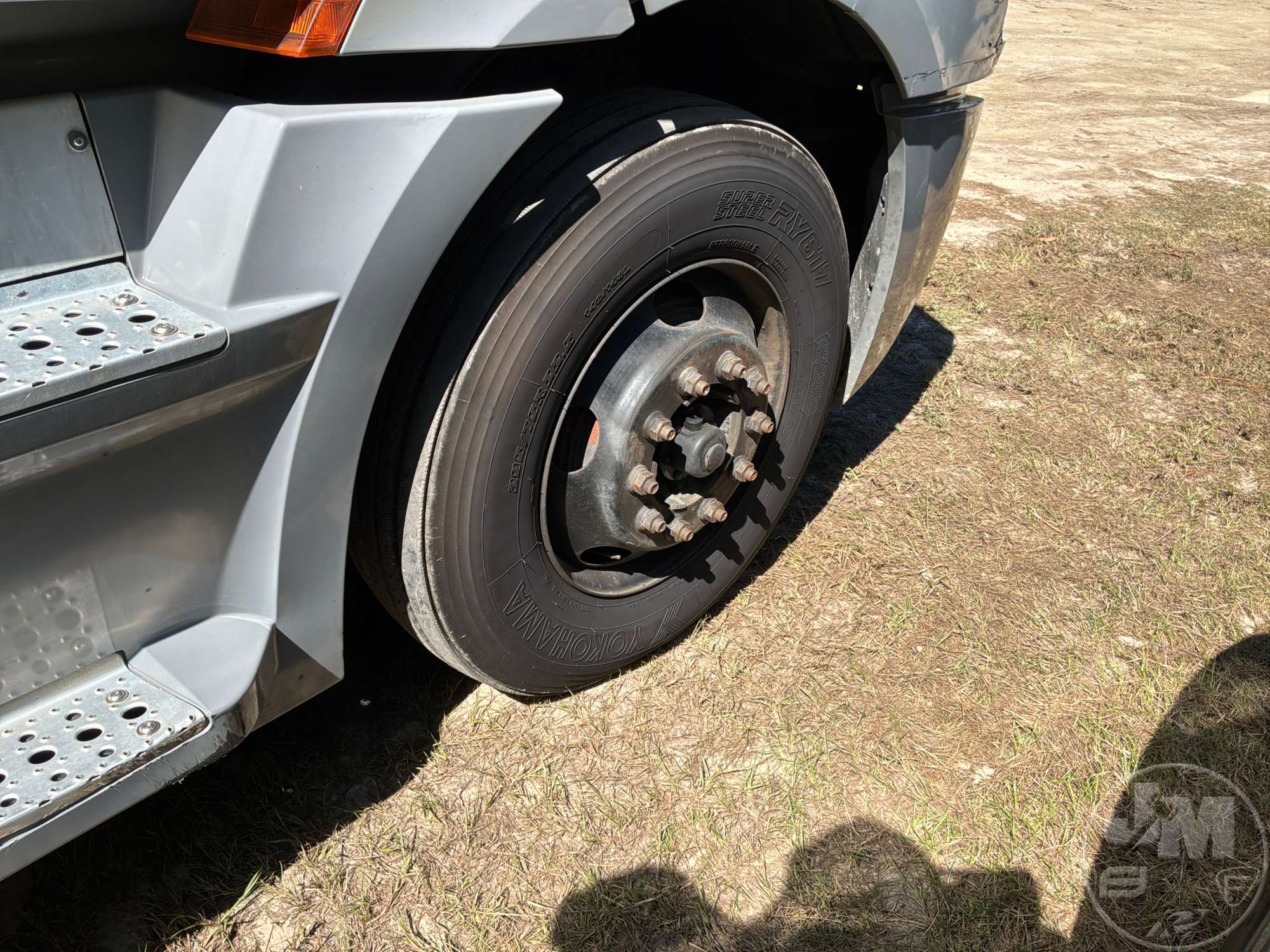 2019 Freightliner CASCADIA