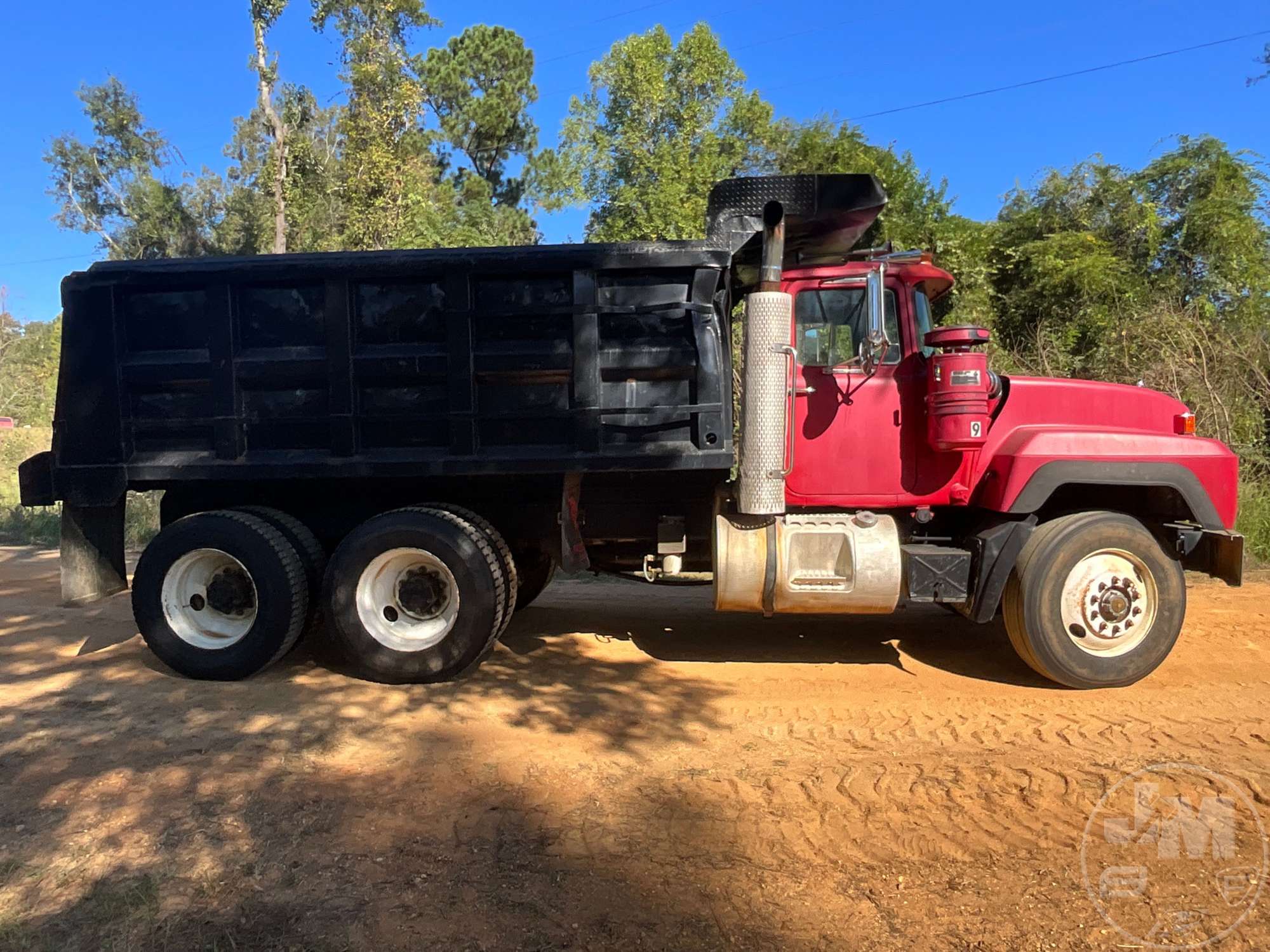 1995 Mack RD 688S