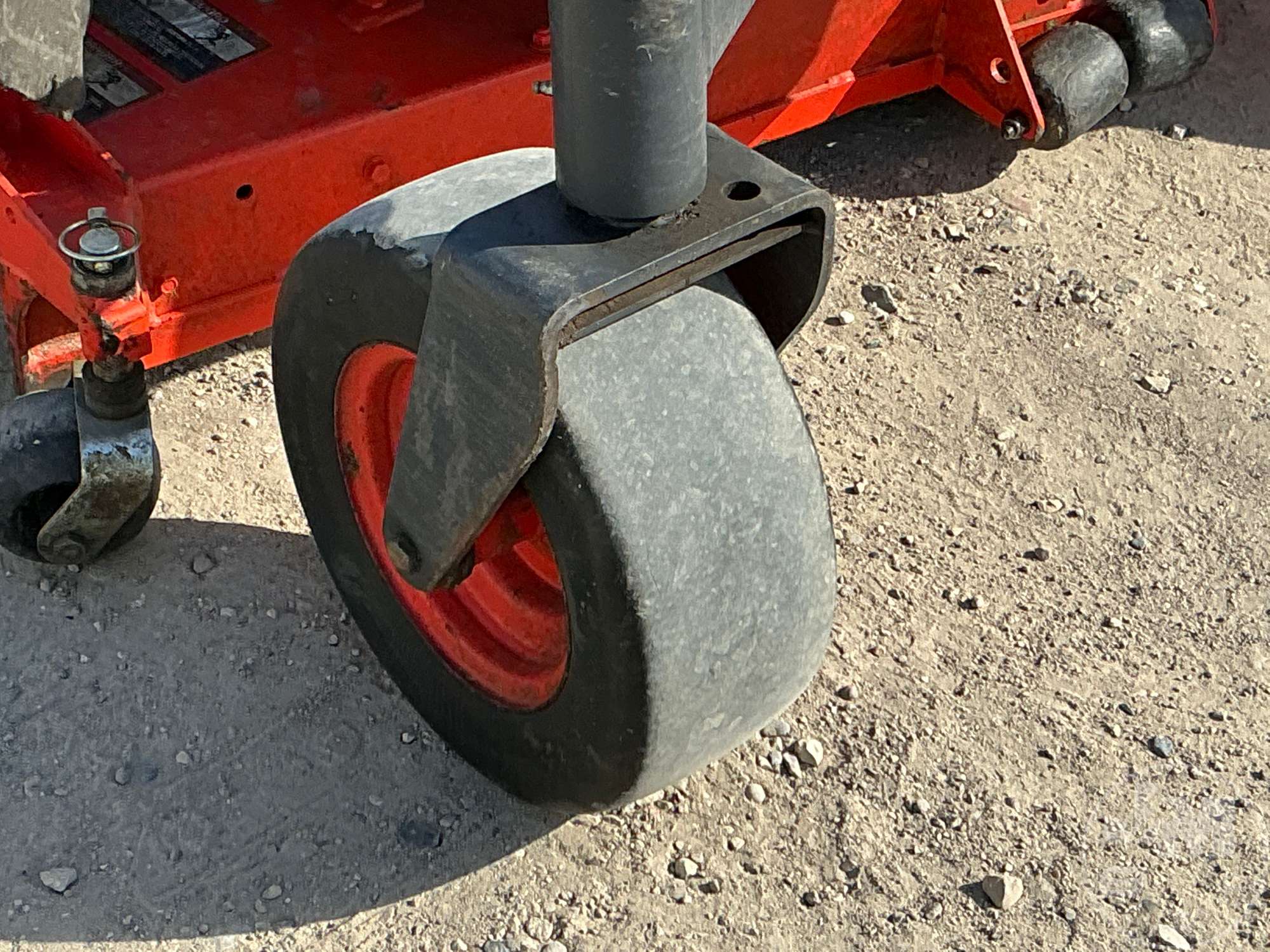 0 Kubota ZD1211