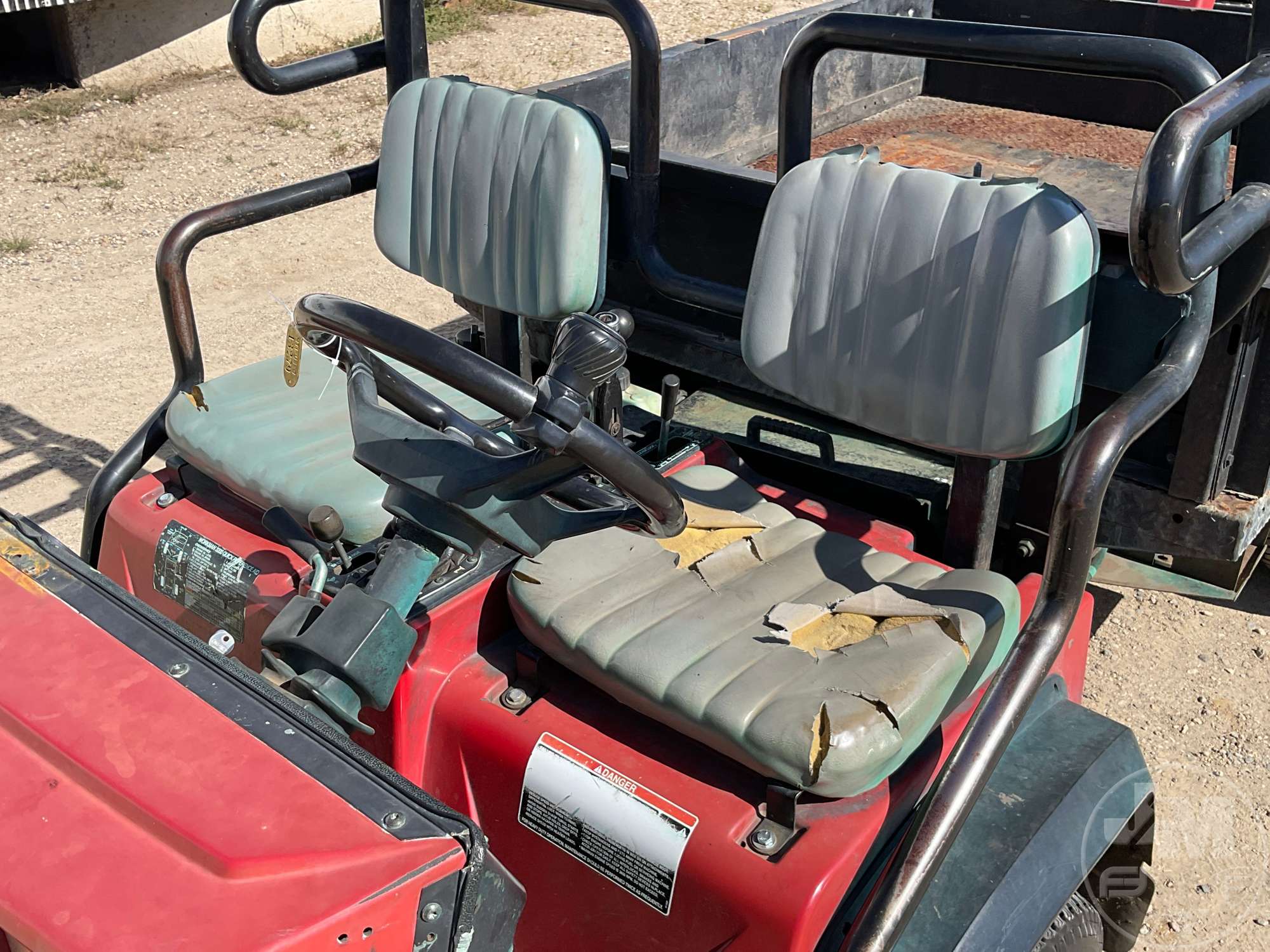 2000 Toro 07202 WORKMAN 3200