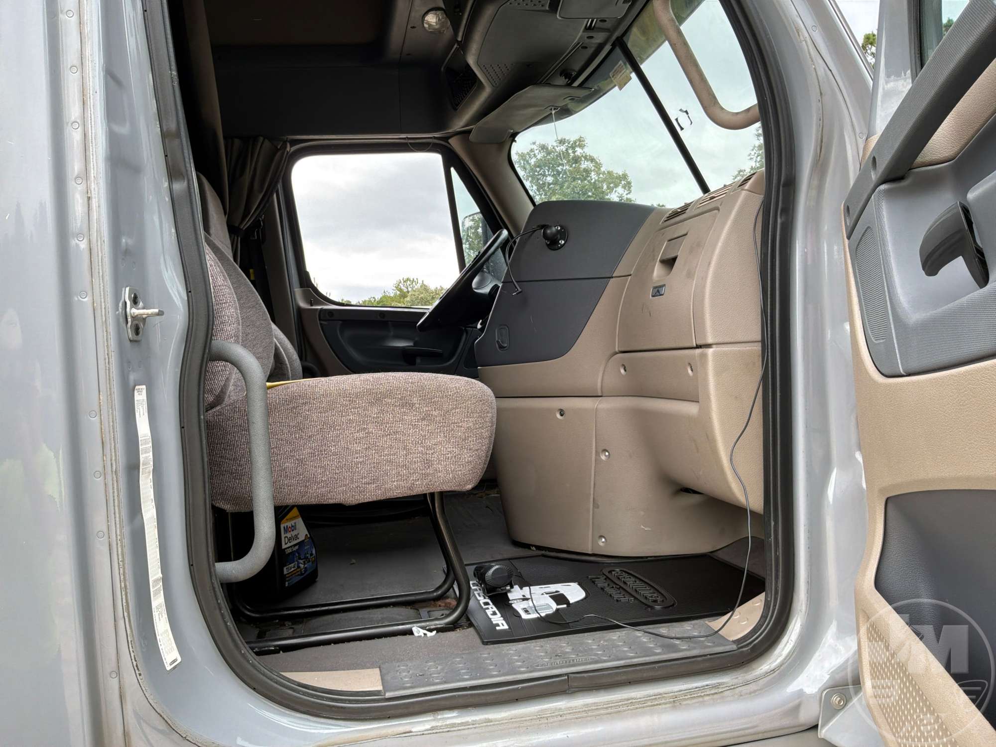2016 Freightliner CASCADIA