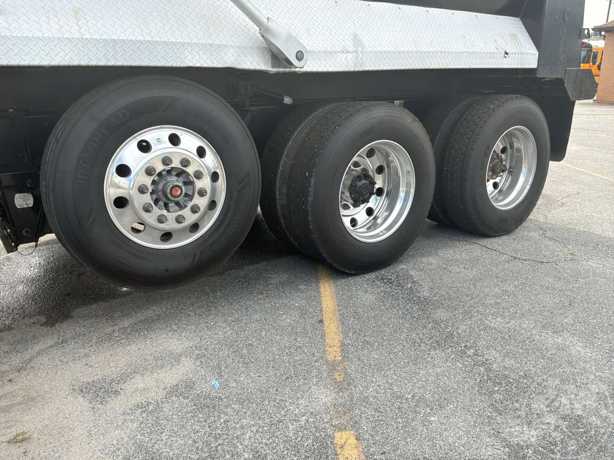 2018 Kenworth T880