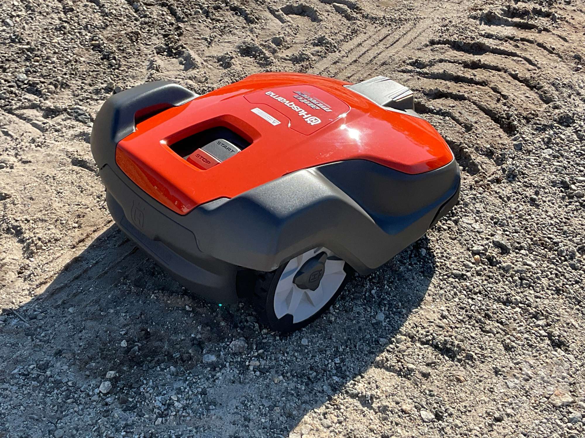0 Husqvarna AUTO MOWER 520