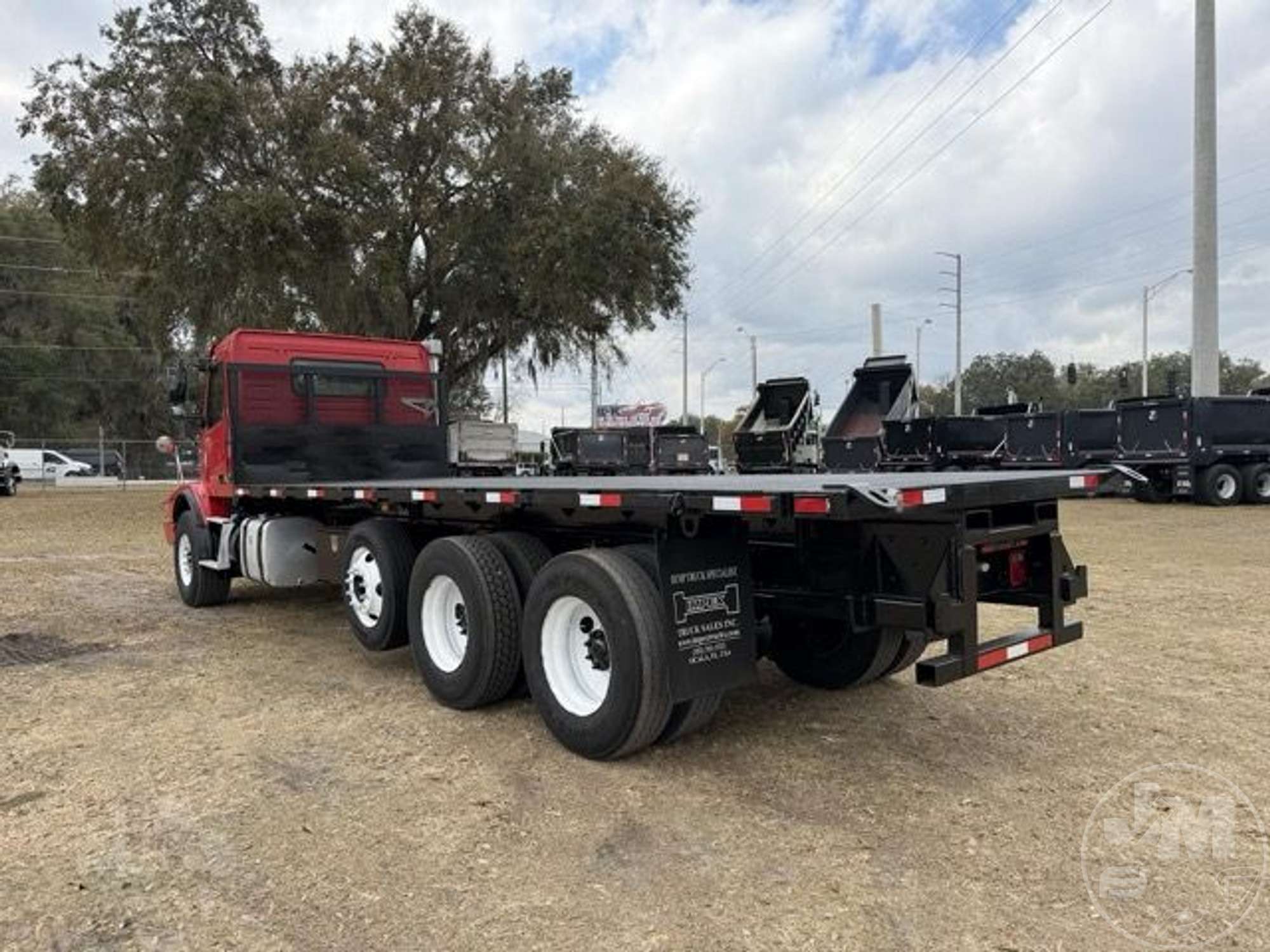 2014 Volvo VHD