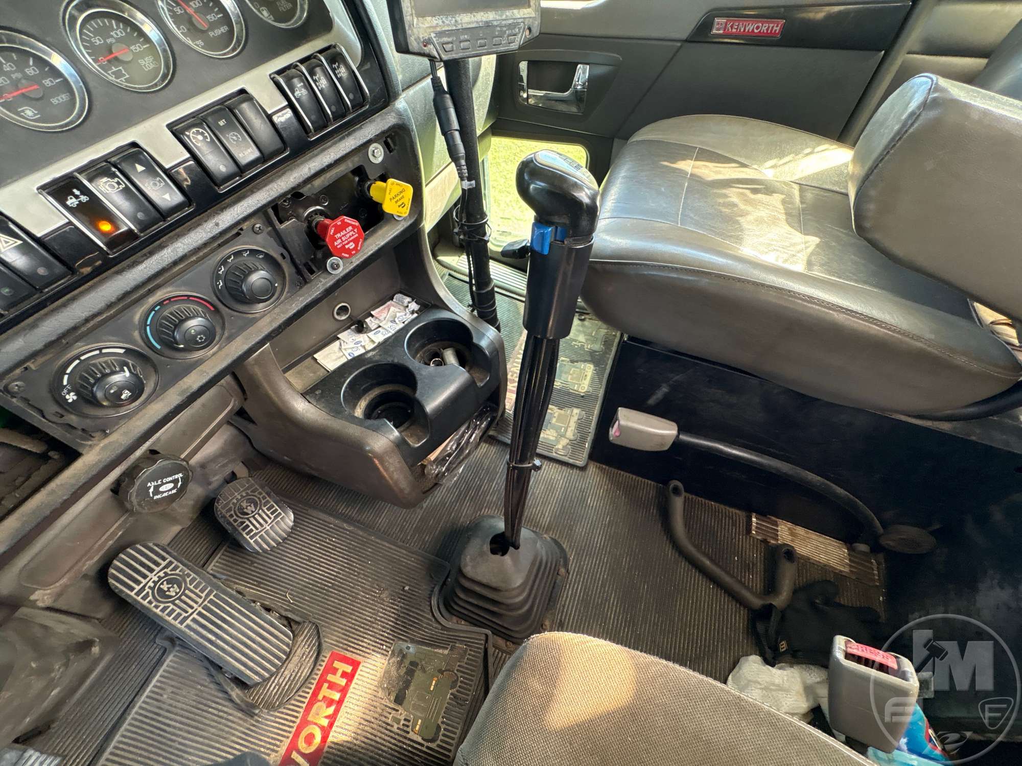 2007 Kenworth W900L
