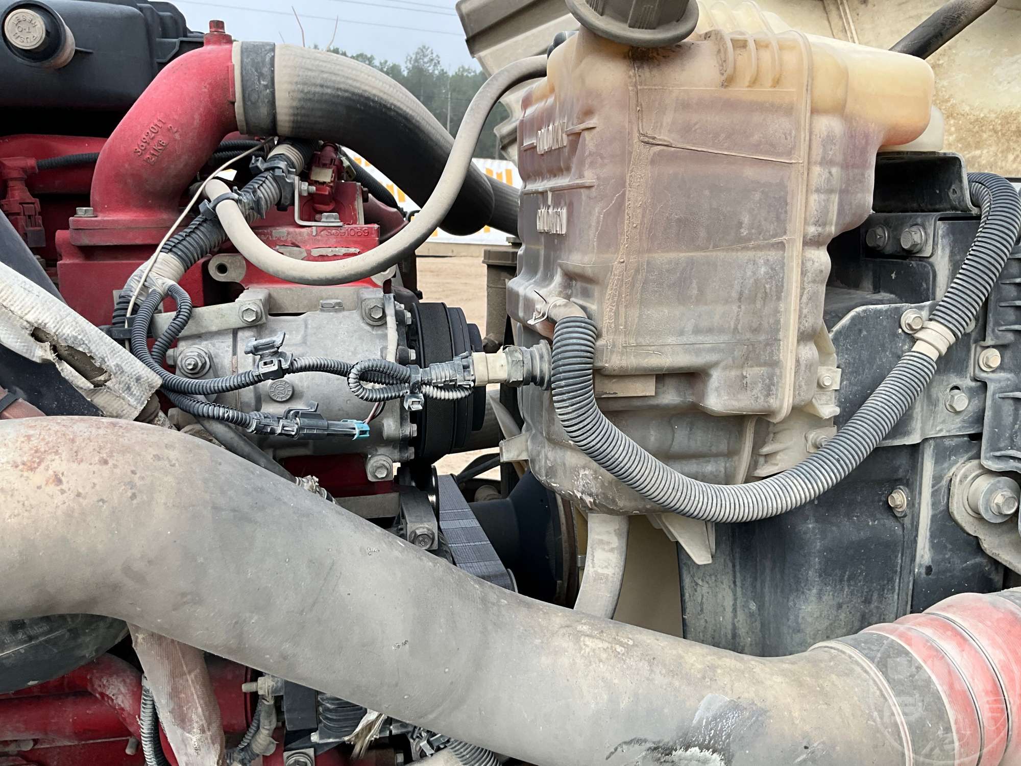 2018 International LT625