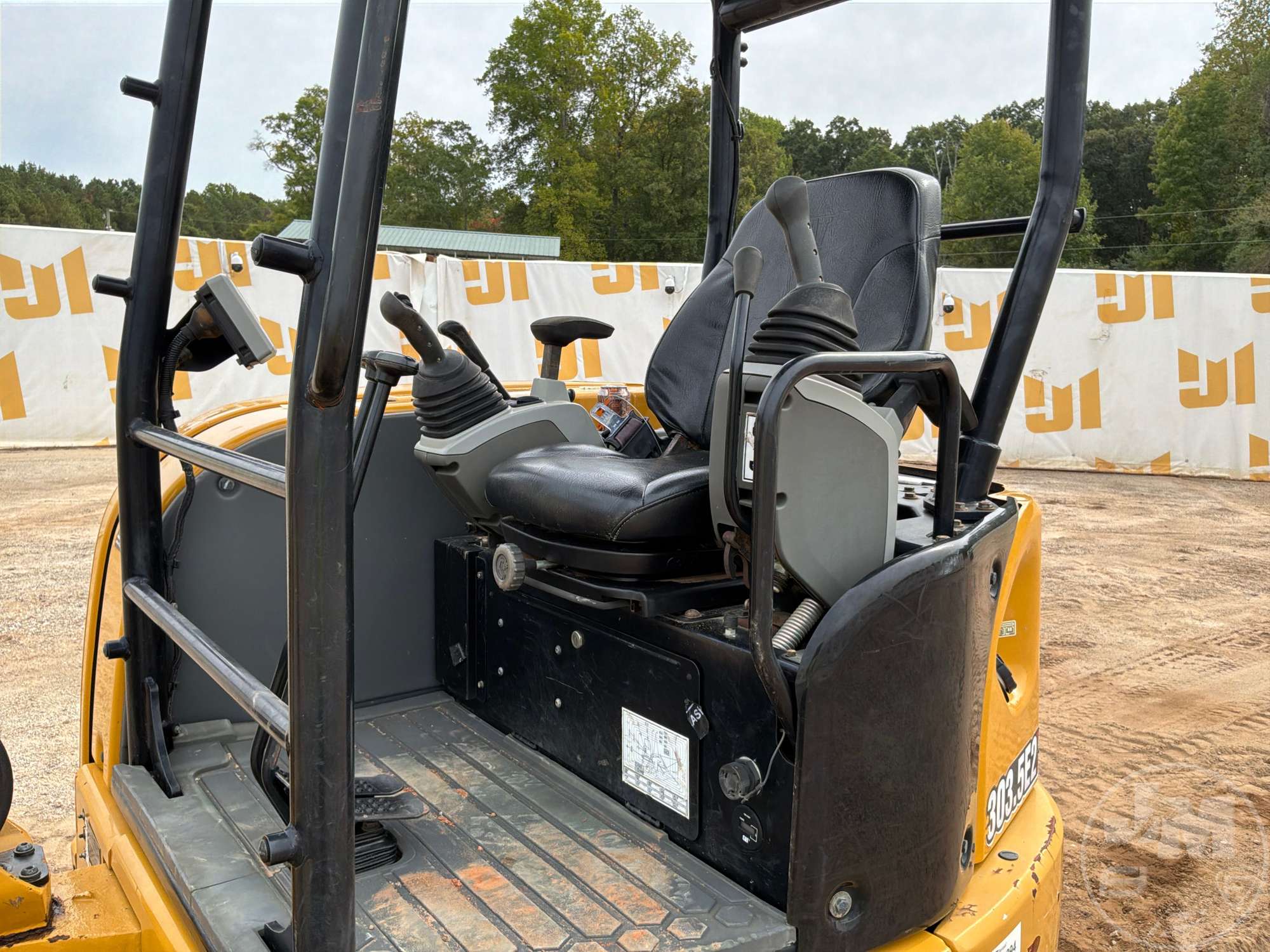 2020 Caterpillar 303.5E2 CR