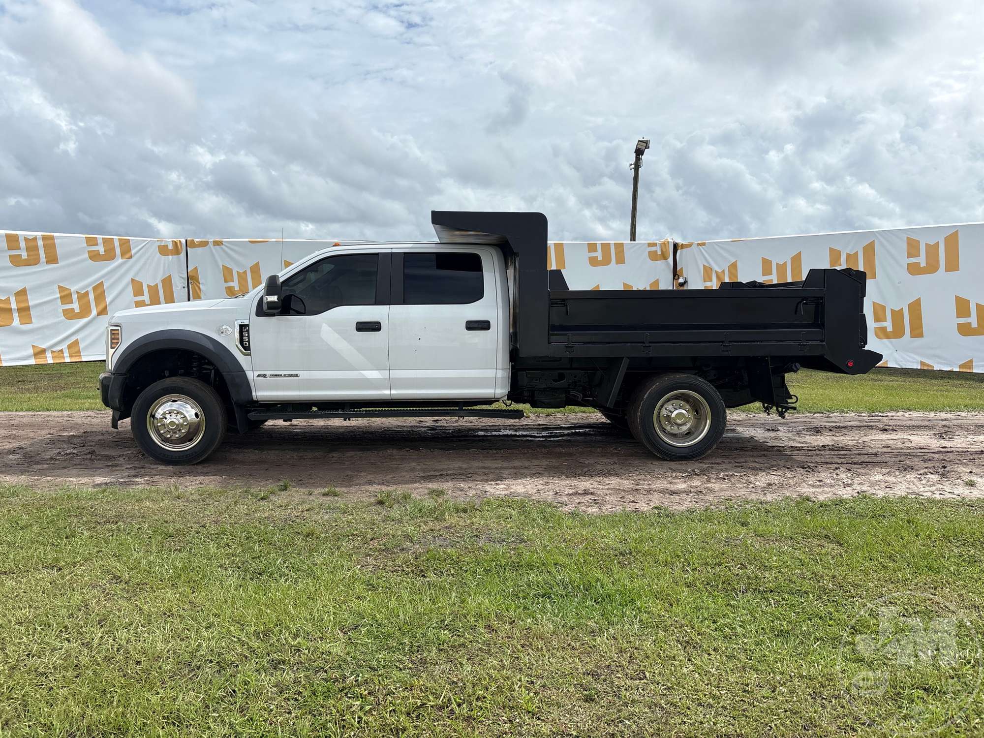 2019 Ford F-550