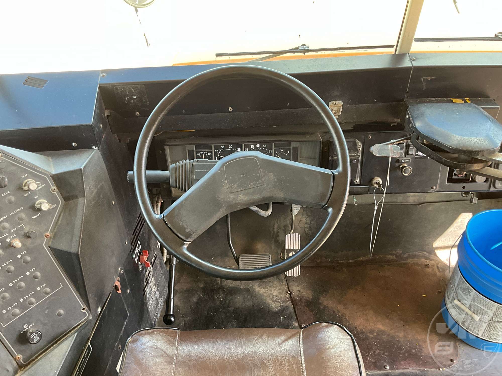 1998 International 3800