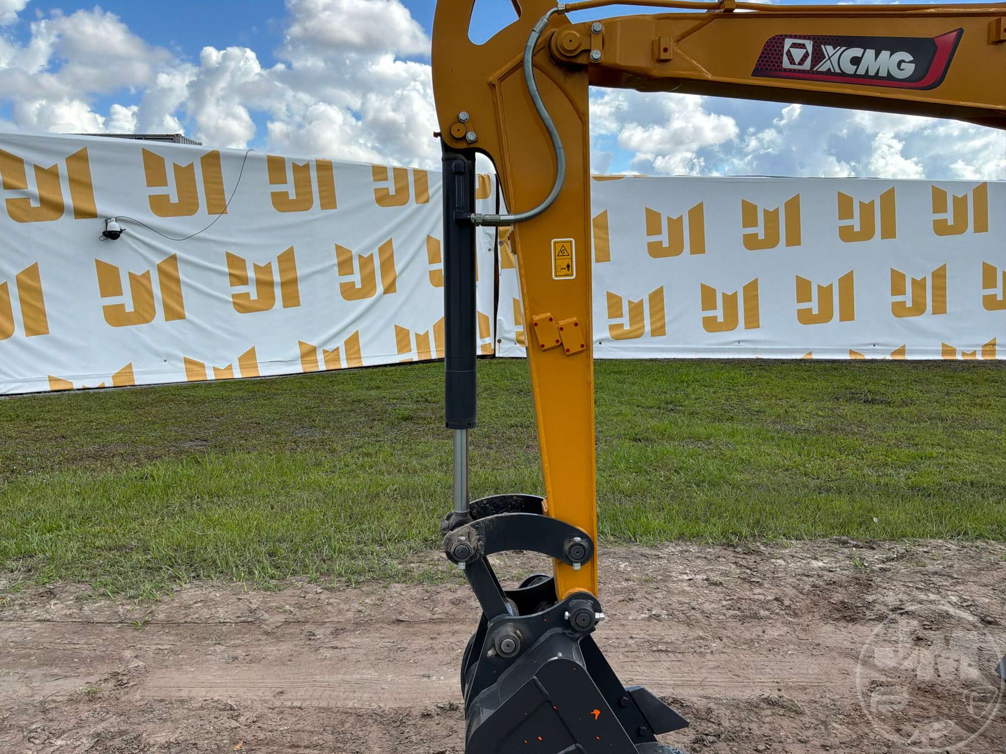2024 XCMG XE35U