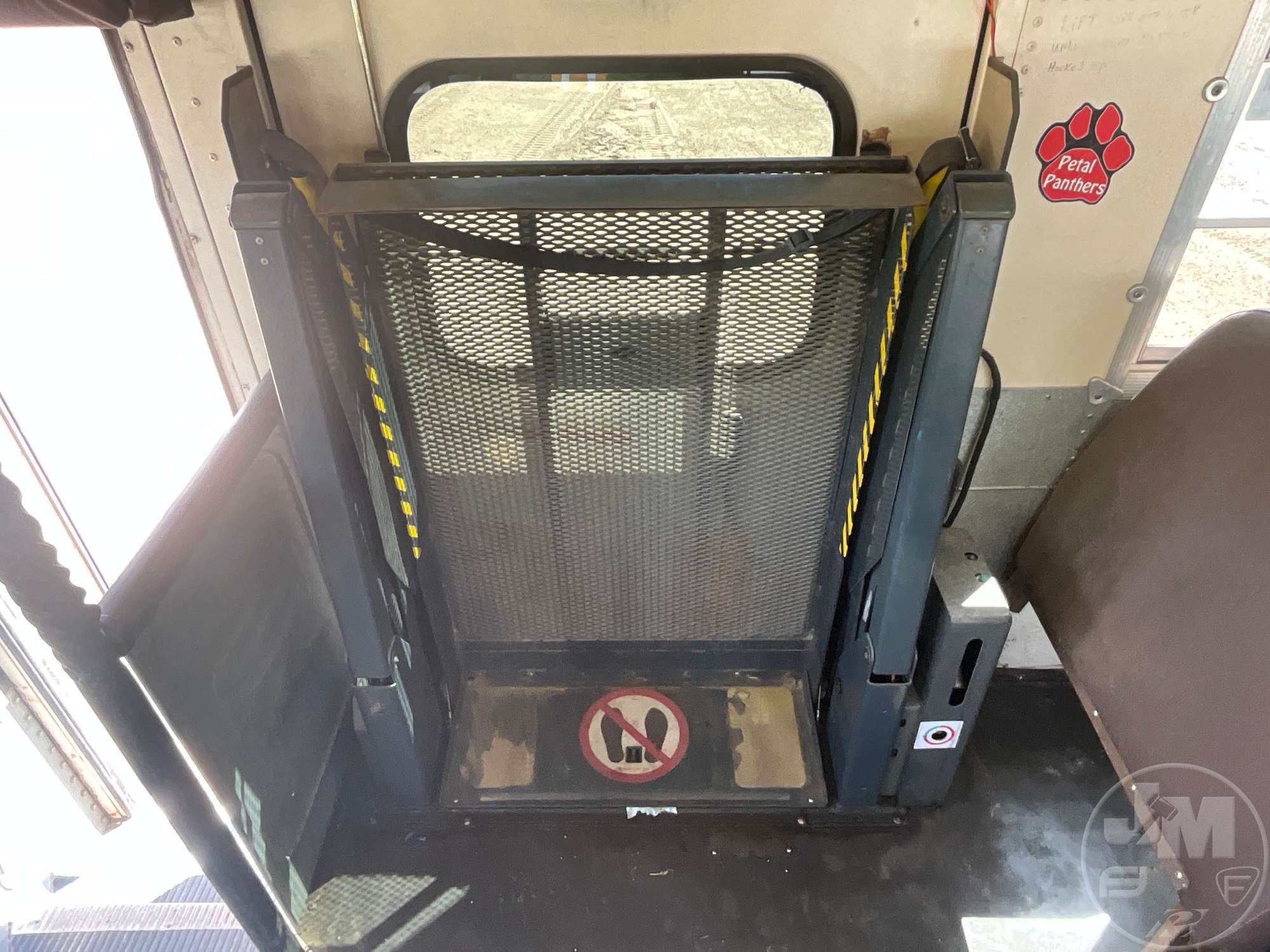 1998 International 3800
