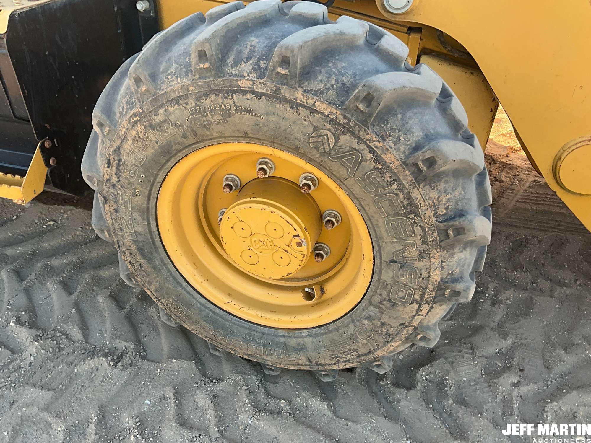 0 Caterpillar 416F2