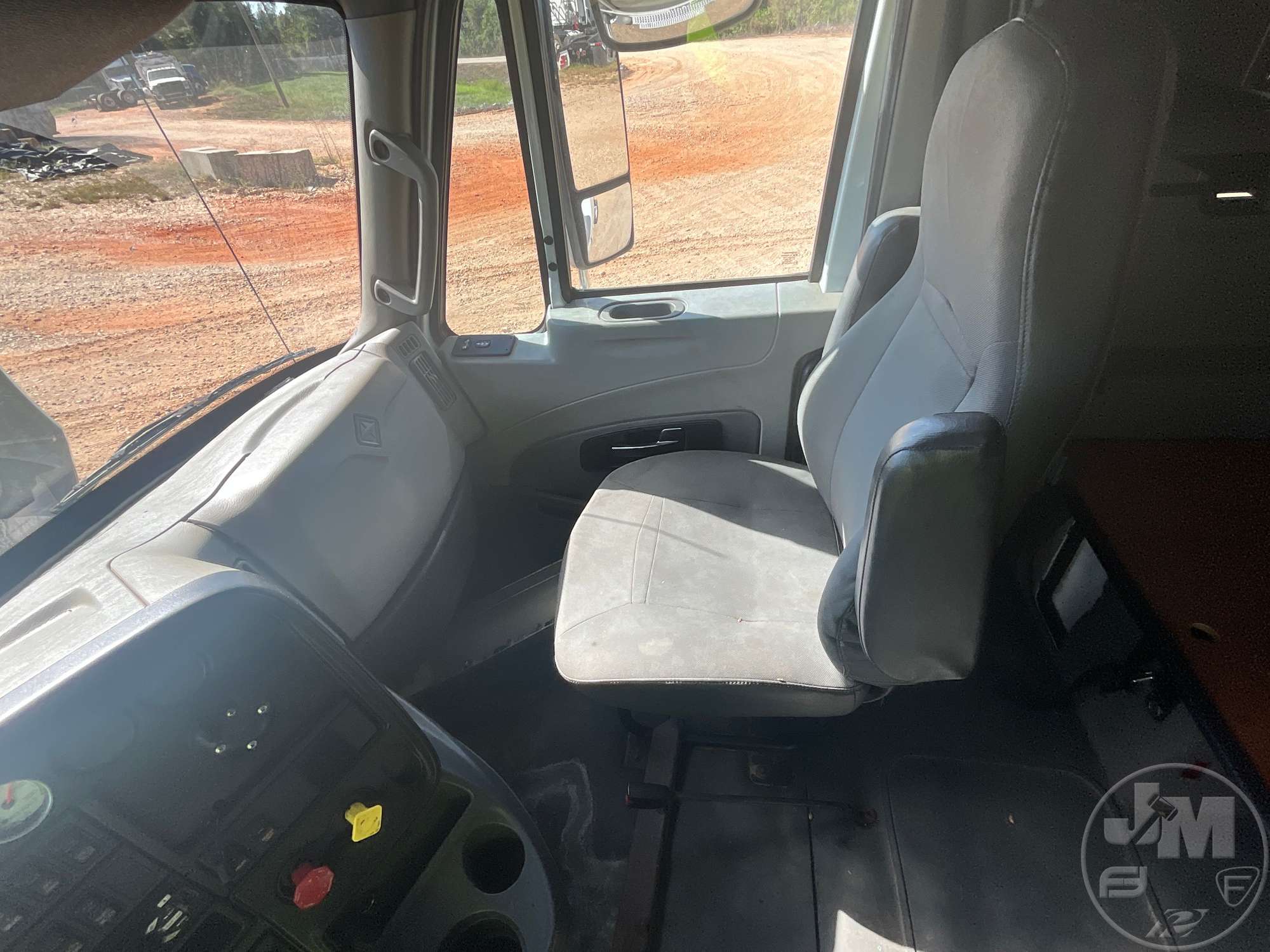 2017 International PROSTAR+ 122 6X4