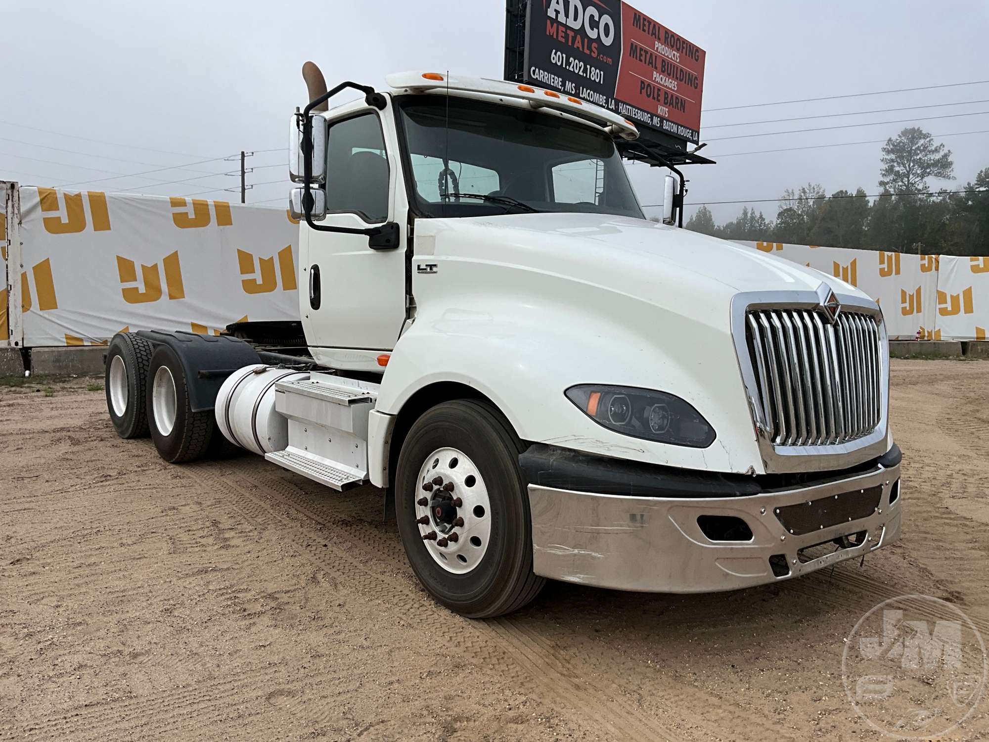 2018 International LT625
