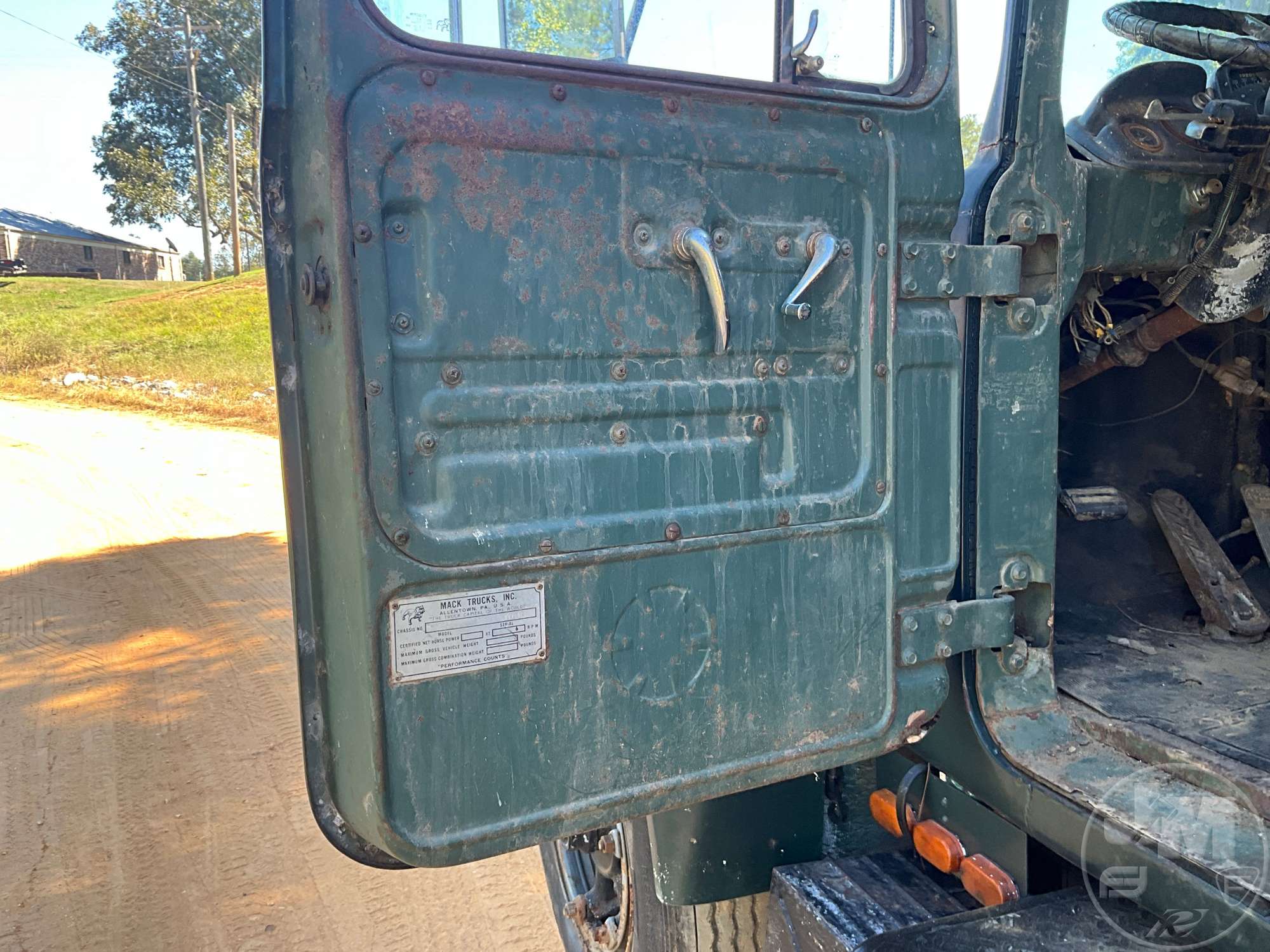 0 Mack R-600