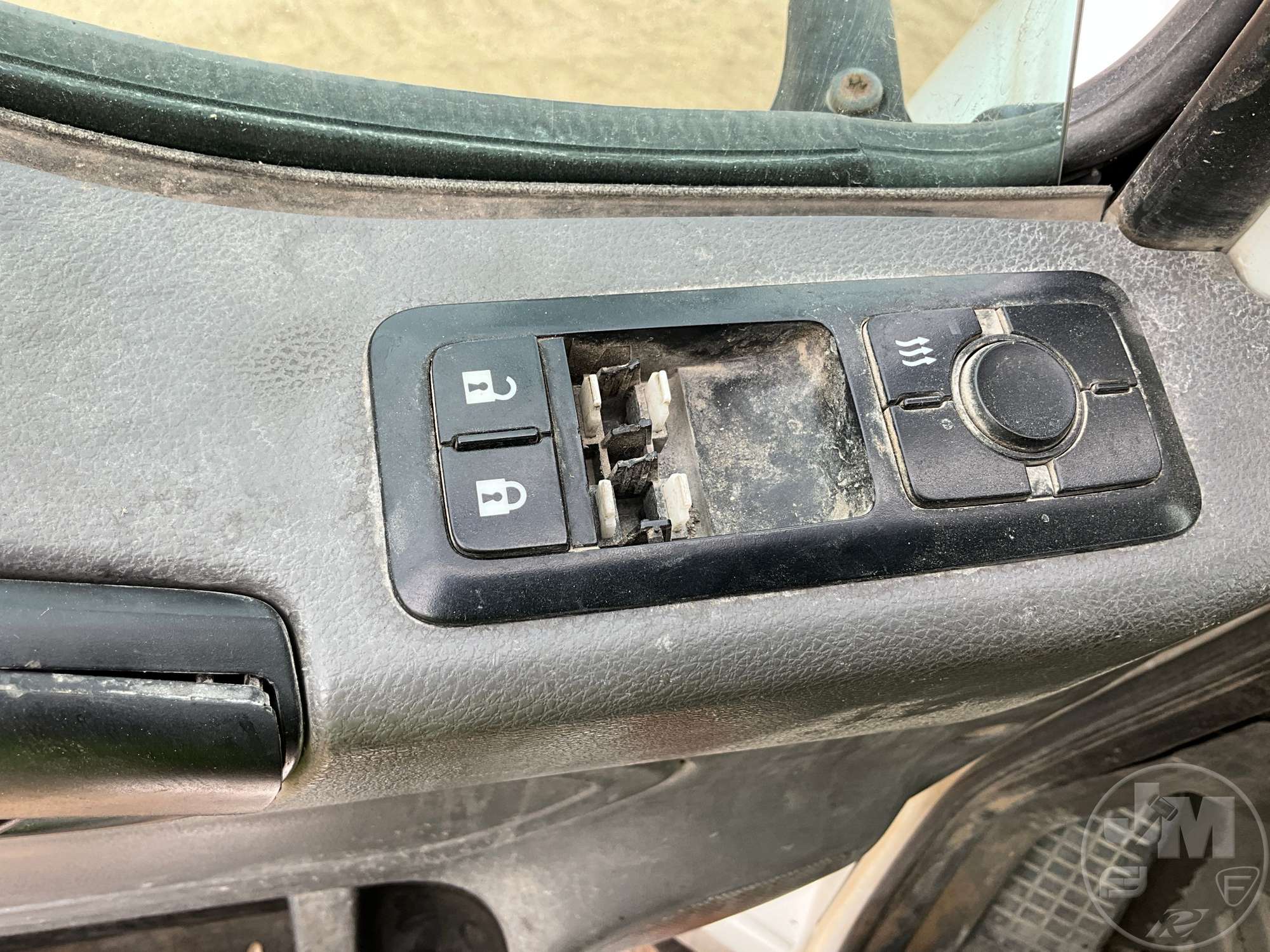 2018 International LT625
