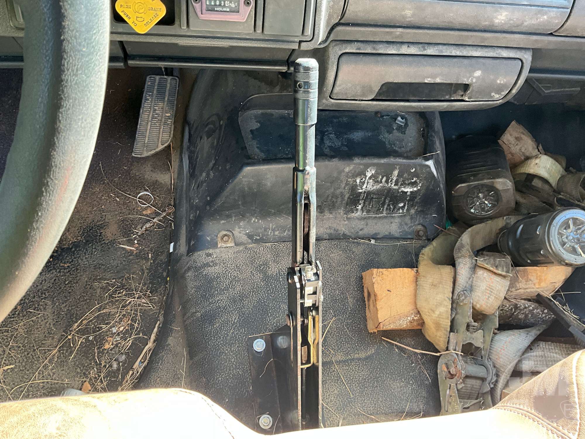 2000 GMC C6
