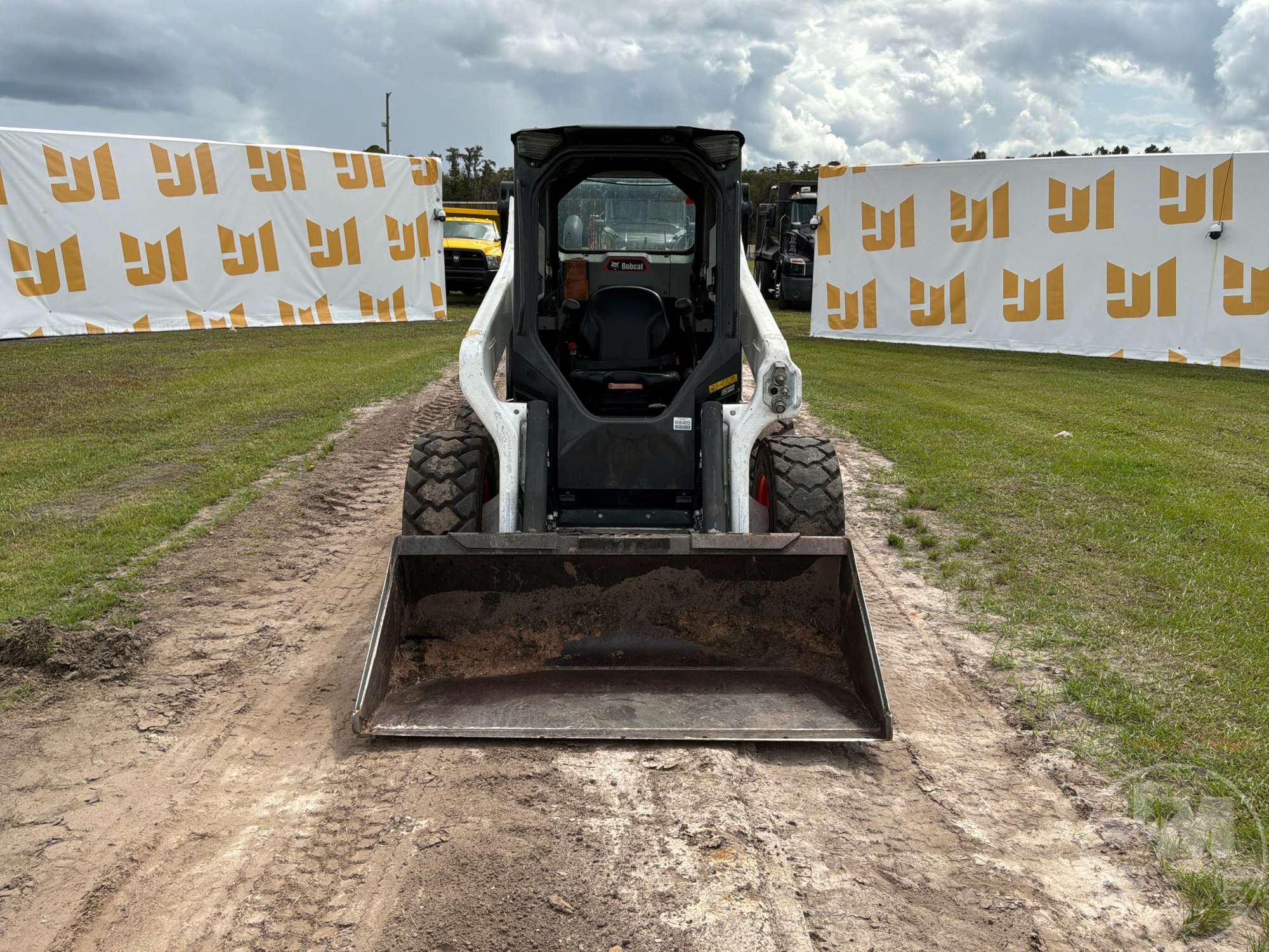 2022 Bobcat S76