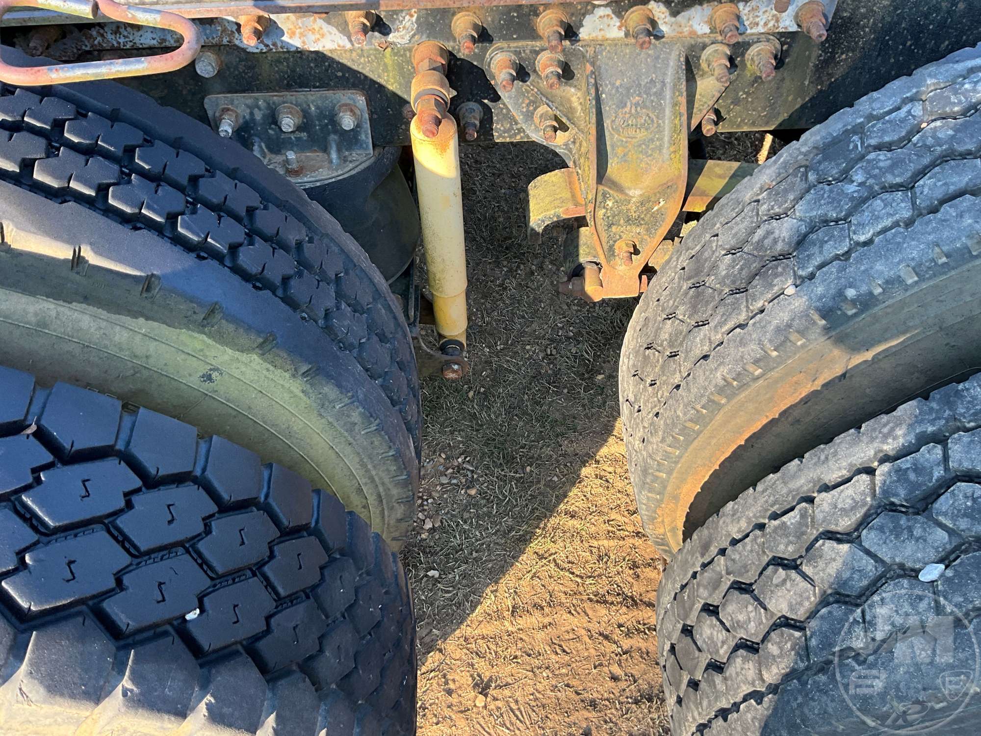 2000 Mack CH613