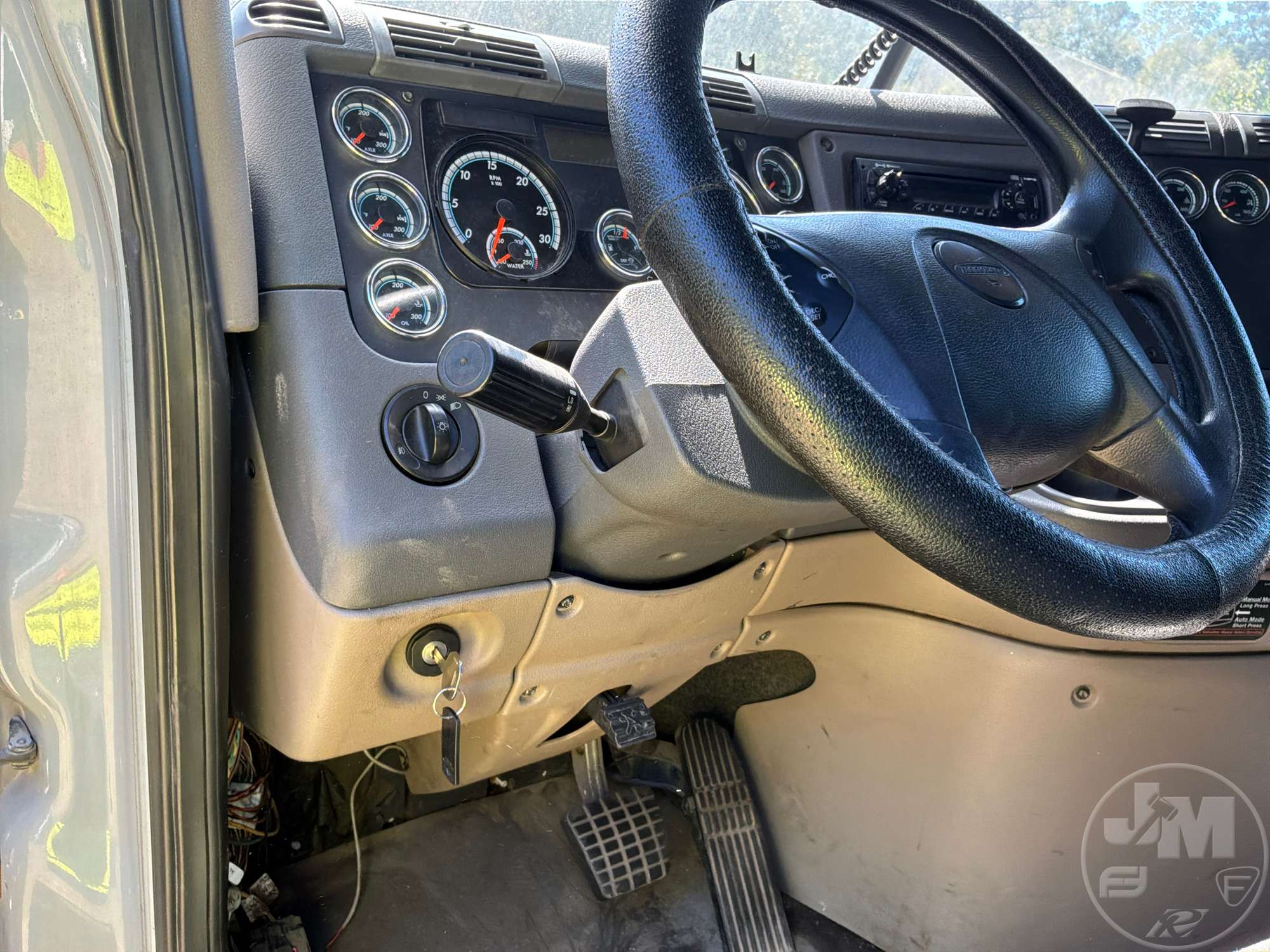 2015 Freightliner CASCADIA