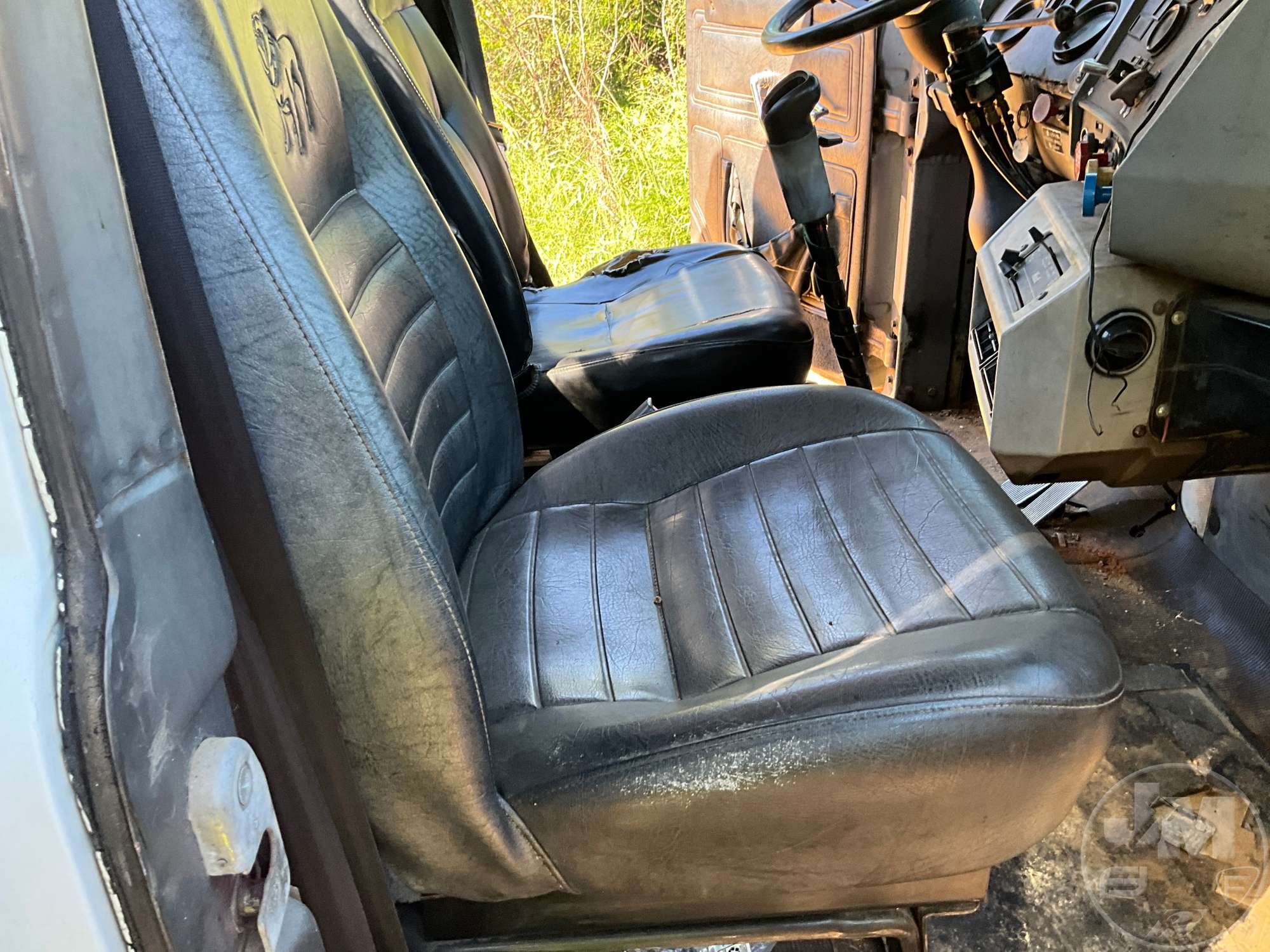 1997 Mack RD688S