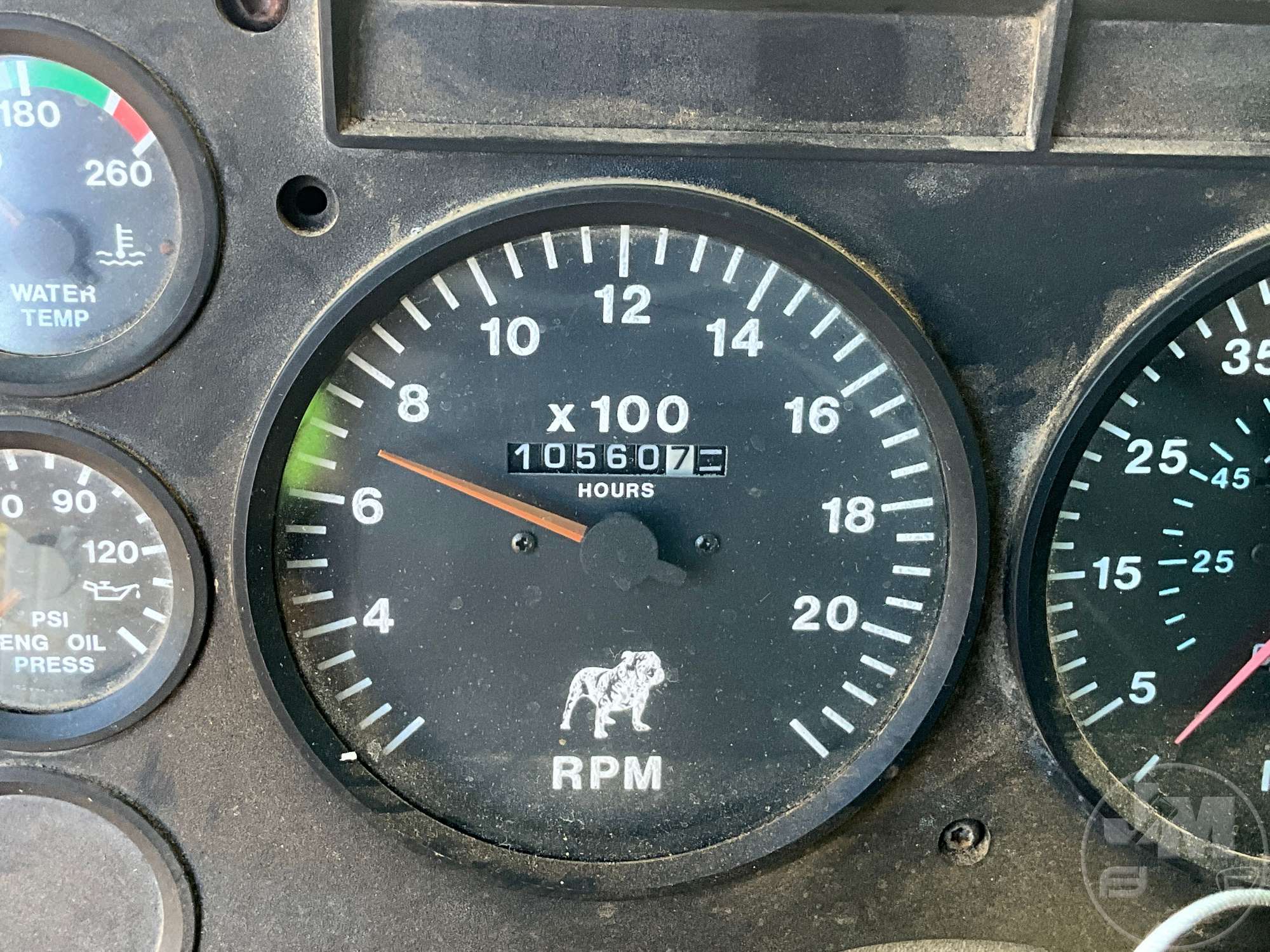 2000 Mack CH 613