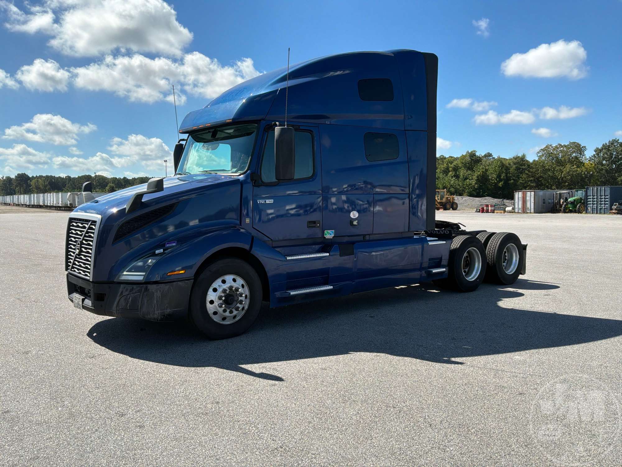 Photo of 2022 Volvo VNL760