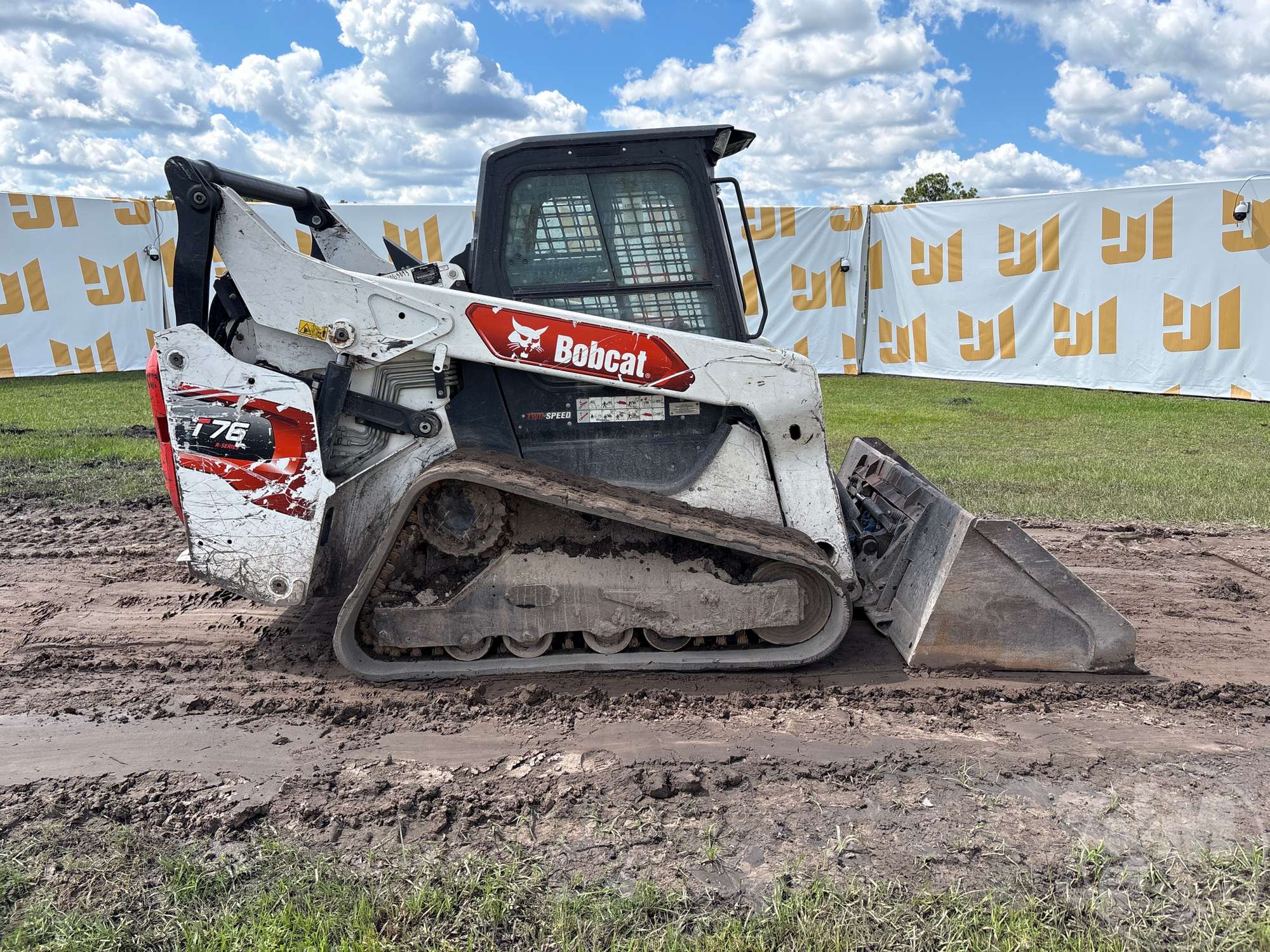 2024 Bobcat T76