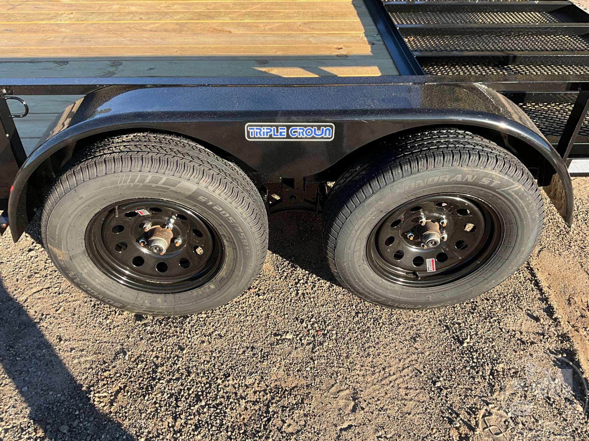 2027 TRIPLE CROWN TRAILERS, INC UT7X14ATV
