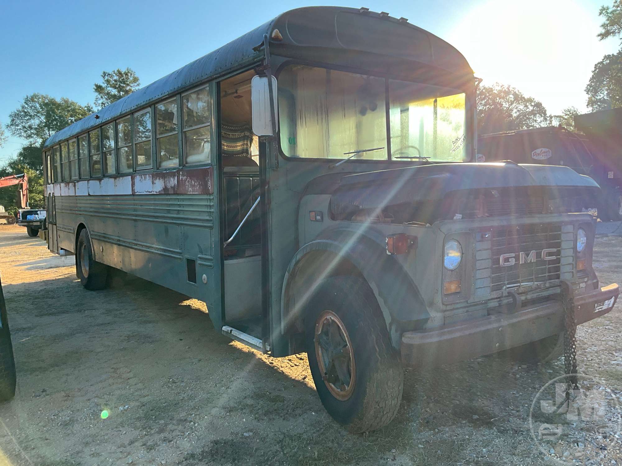 1982 GMC BUS