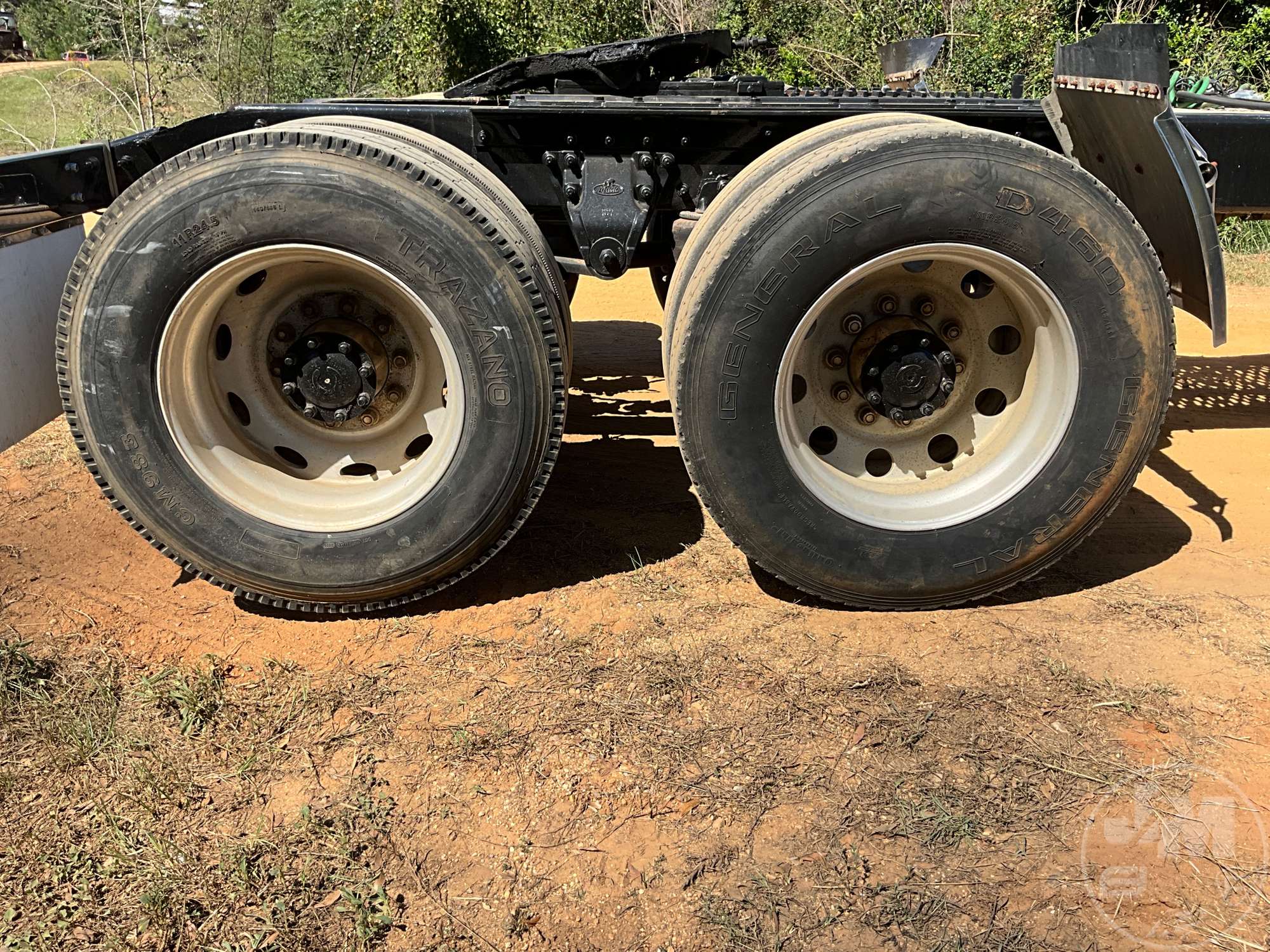 2004 Mack CH613