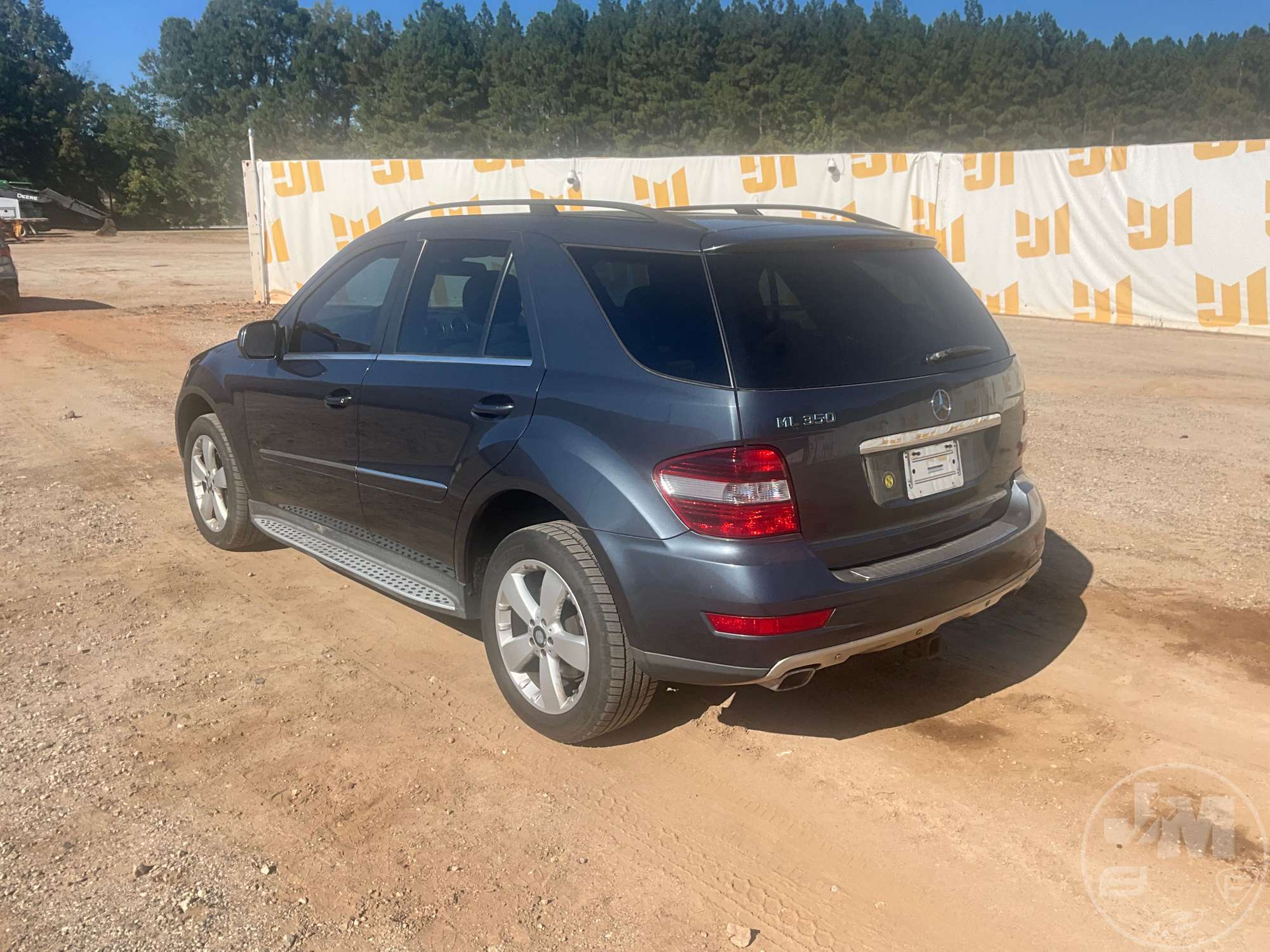 2010 Mercedes-Benz M-350