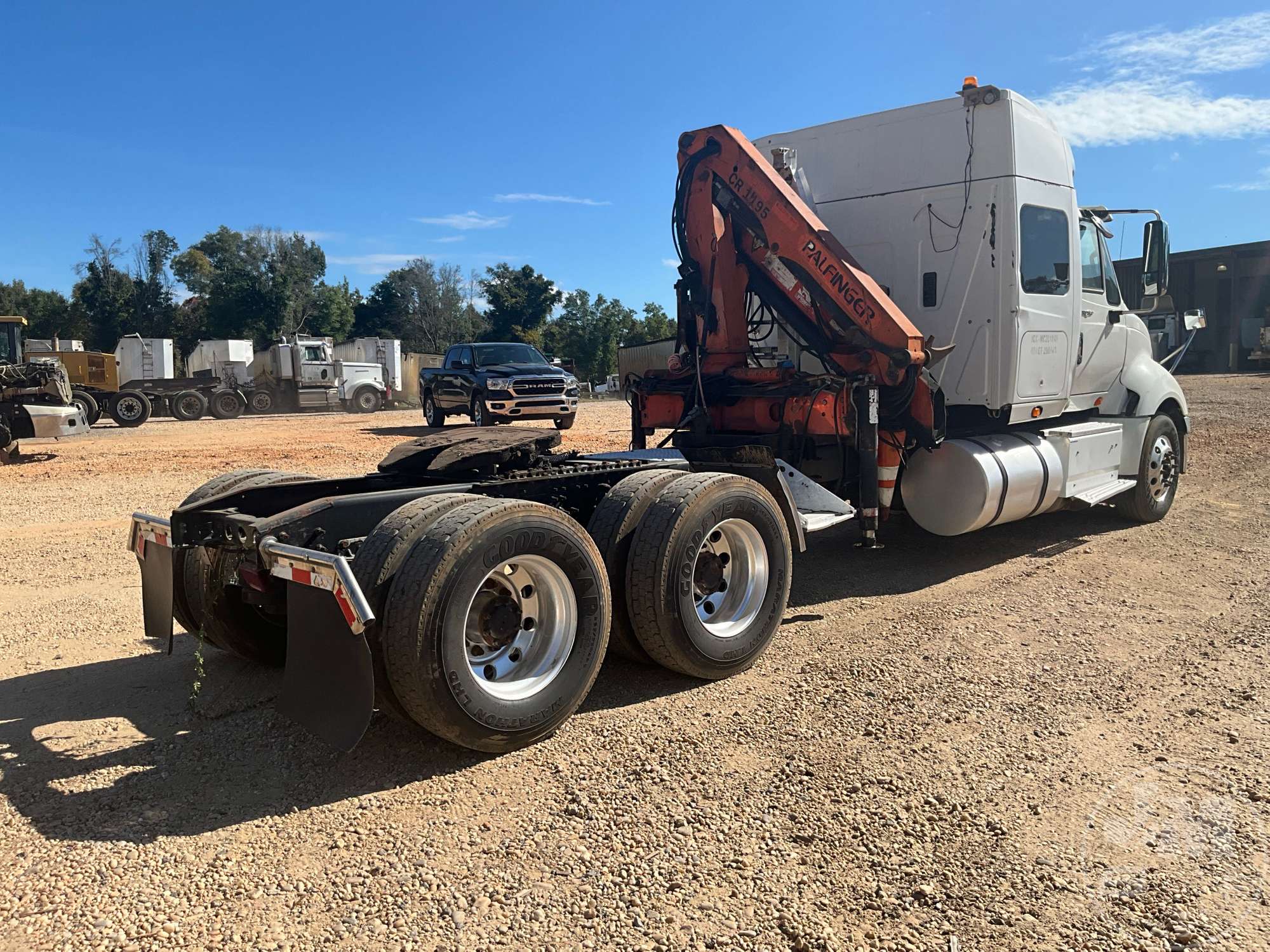 2017 International PROSTAR+ 122 6X4