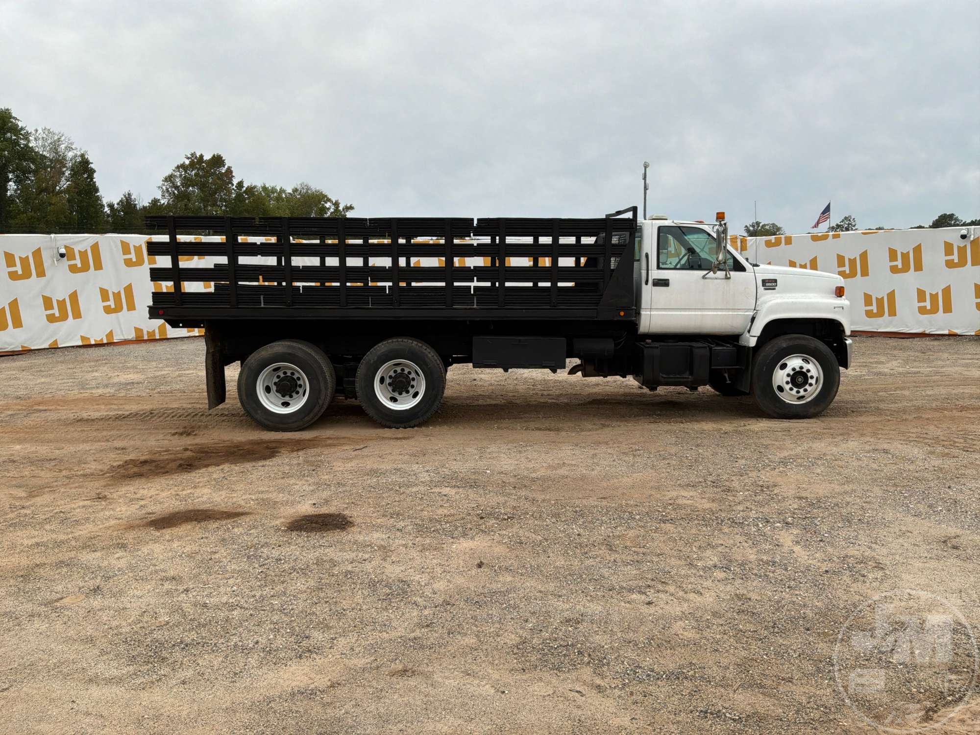 1999 GMC C7