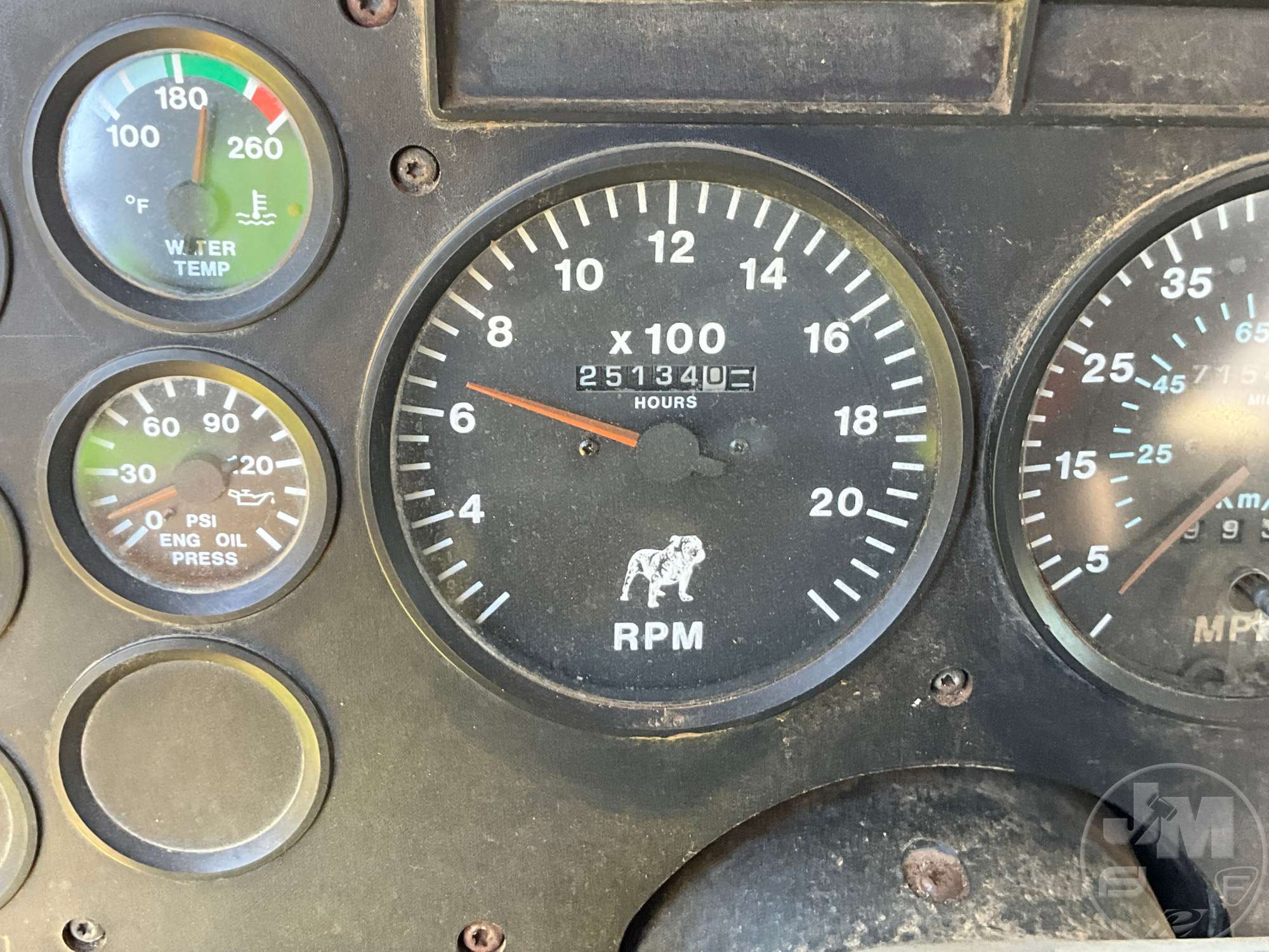 2000 Mack CH613