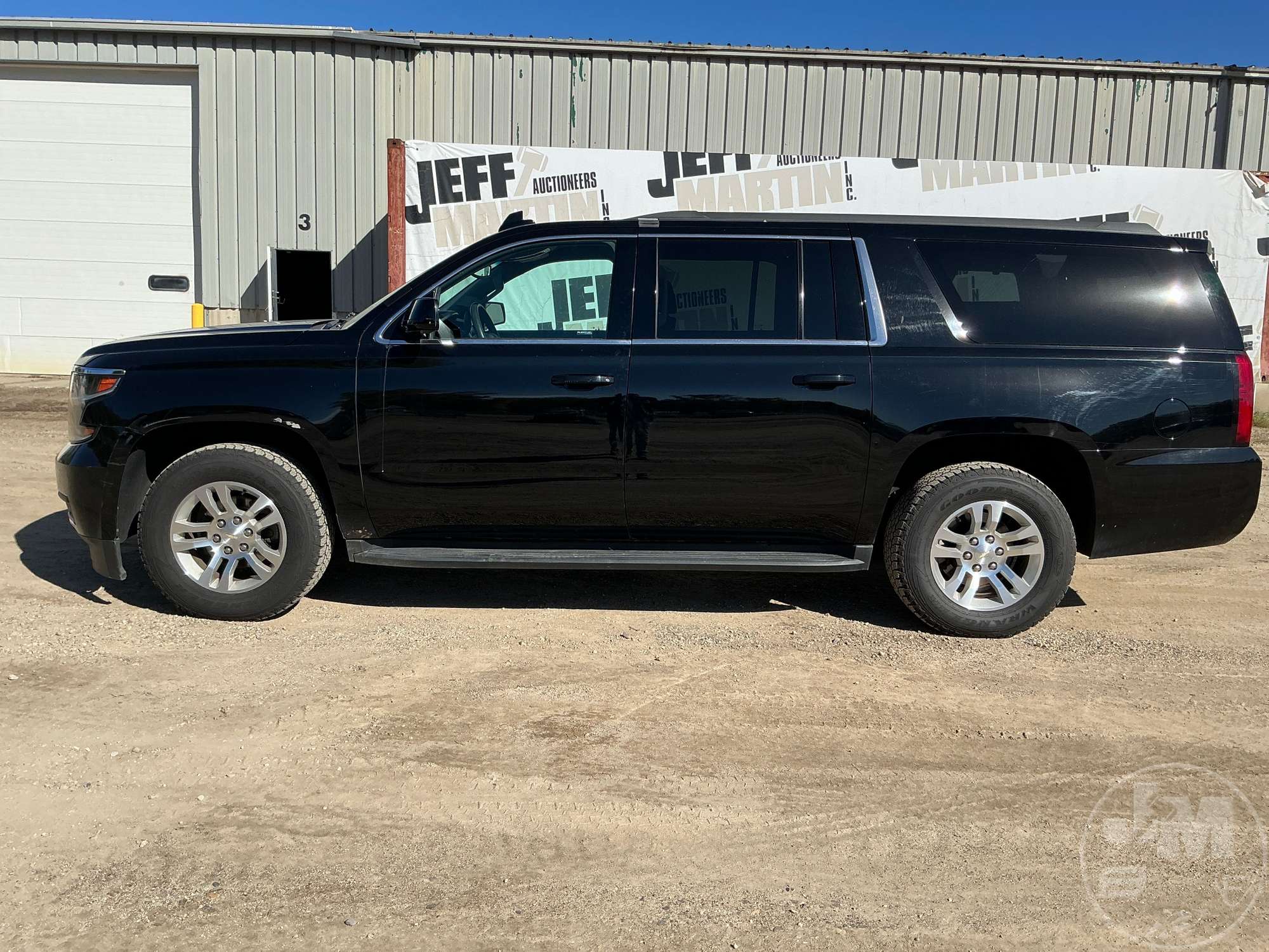2017 Chevrolet SUBURBAN