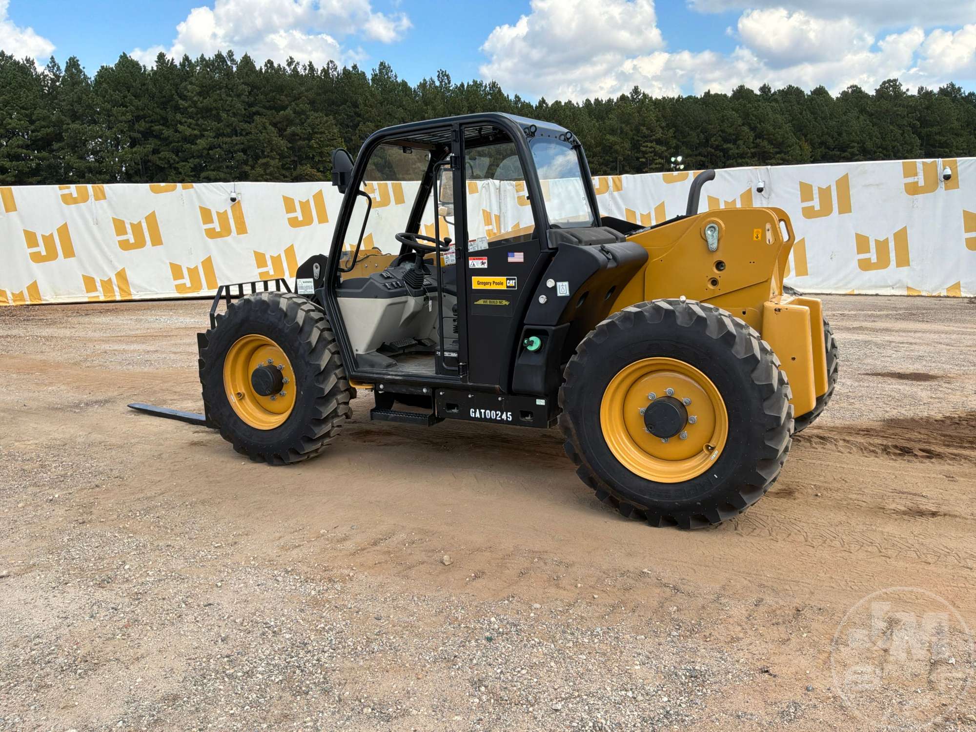 2014 Caterpillar TH406C