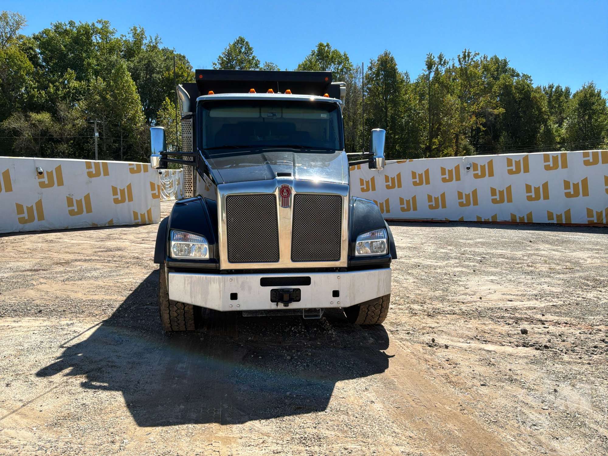 2022 Kenworth T880