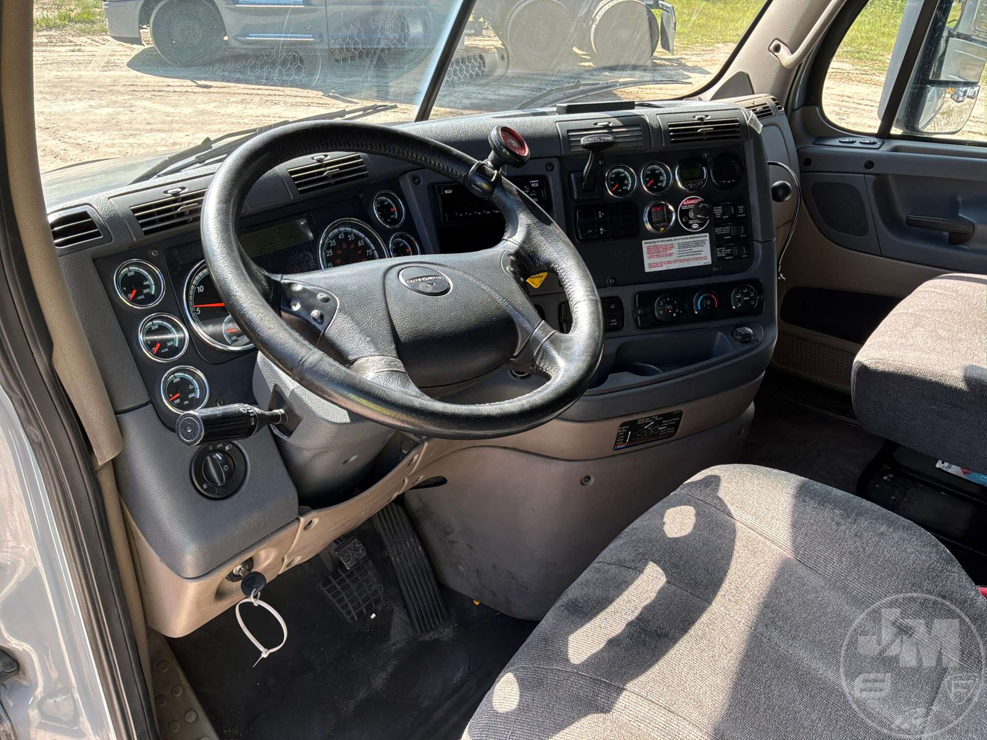 2017 Freightliner CASCADIA