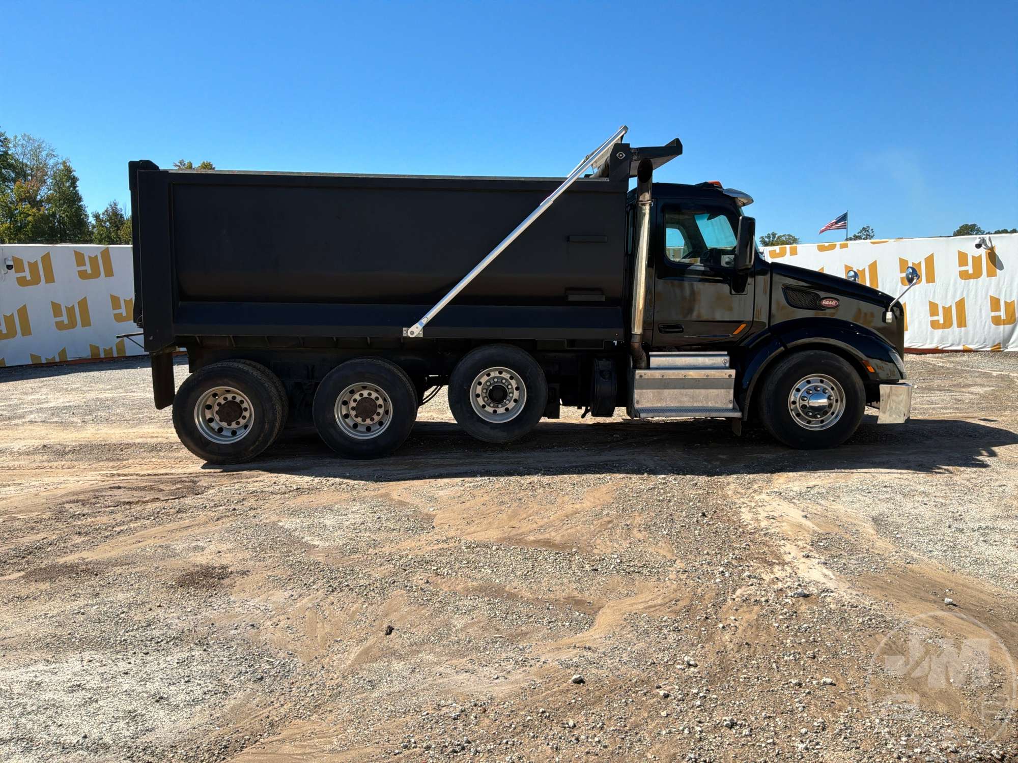 2015 Peterbilt 579