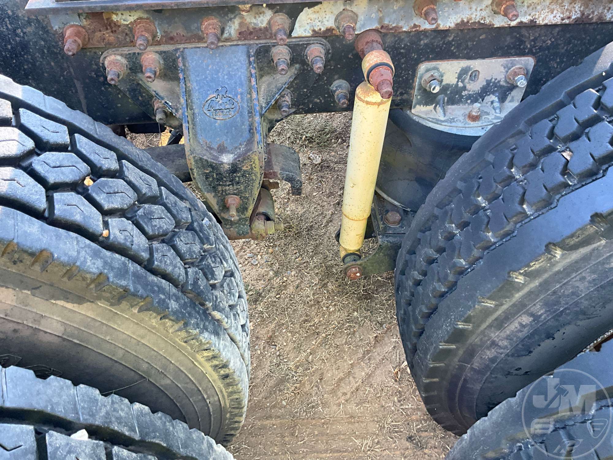 2000 Mack CH613
