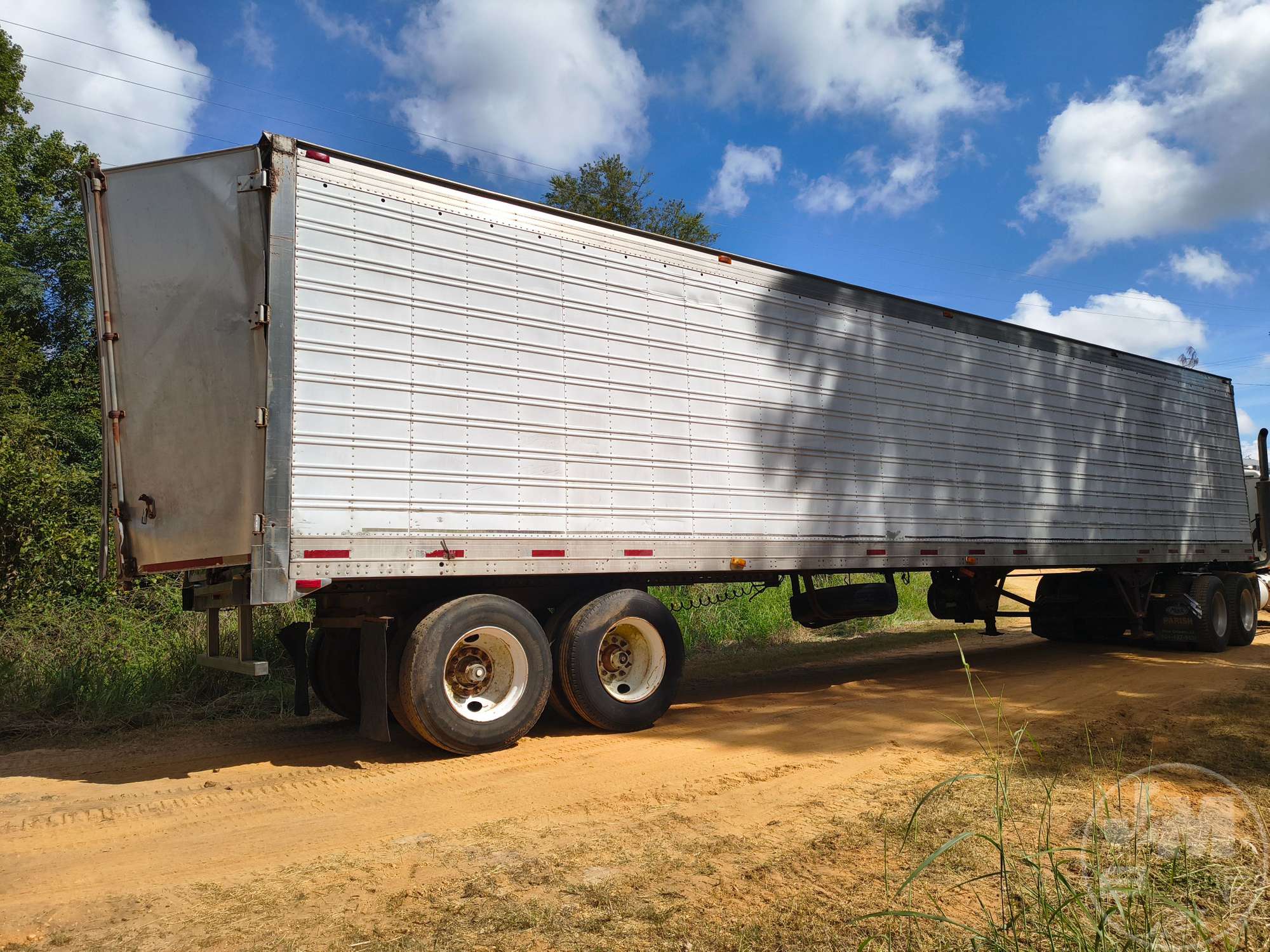 1989 American Trailers A655