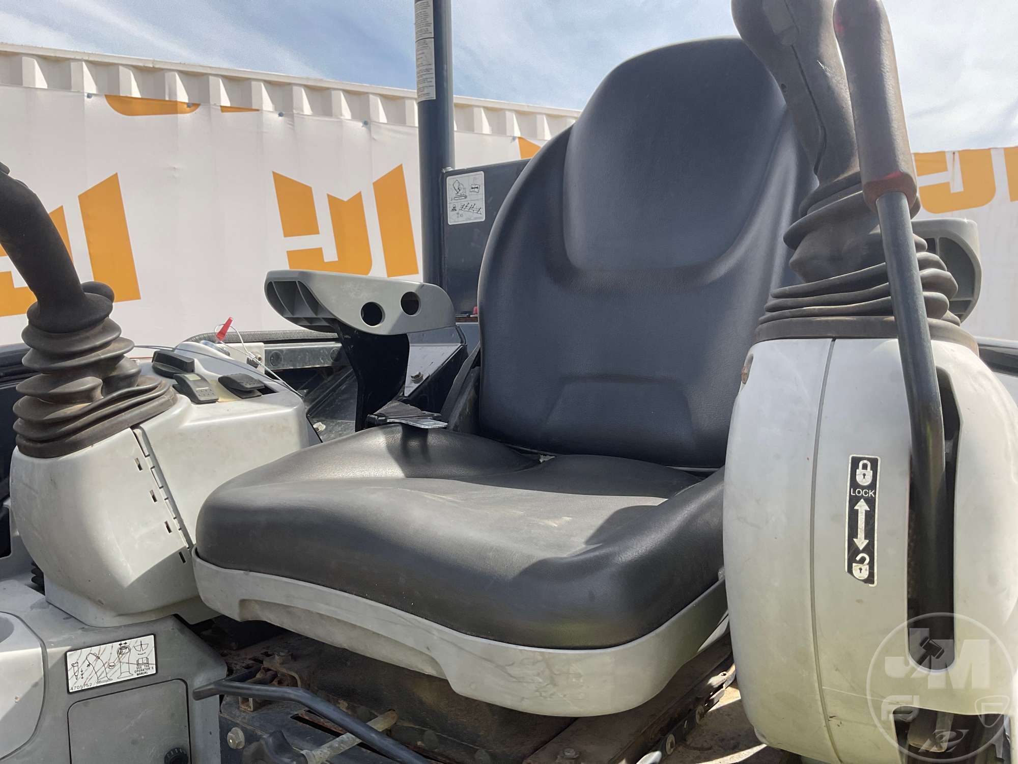 2021 John Deere 35G