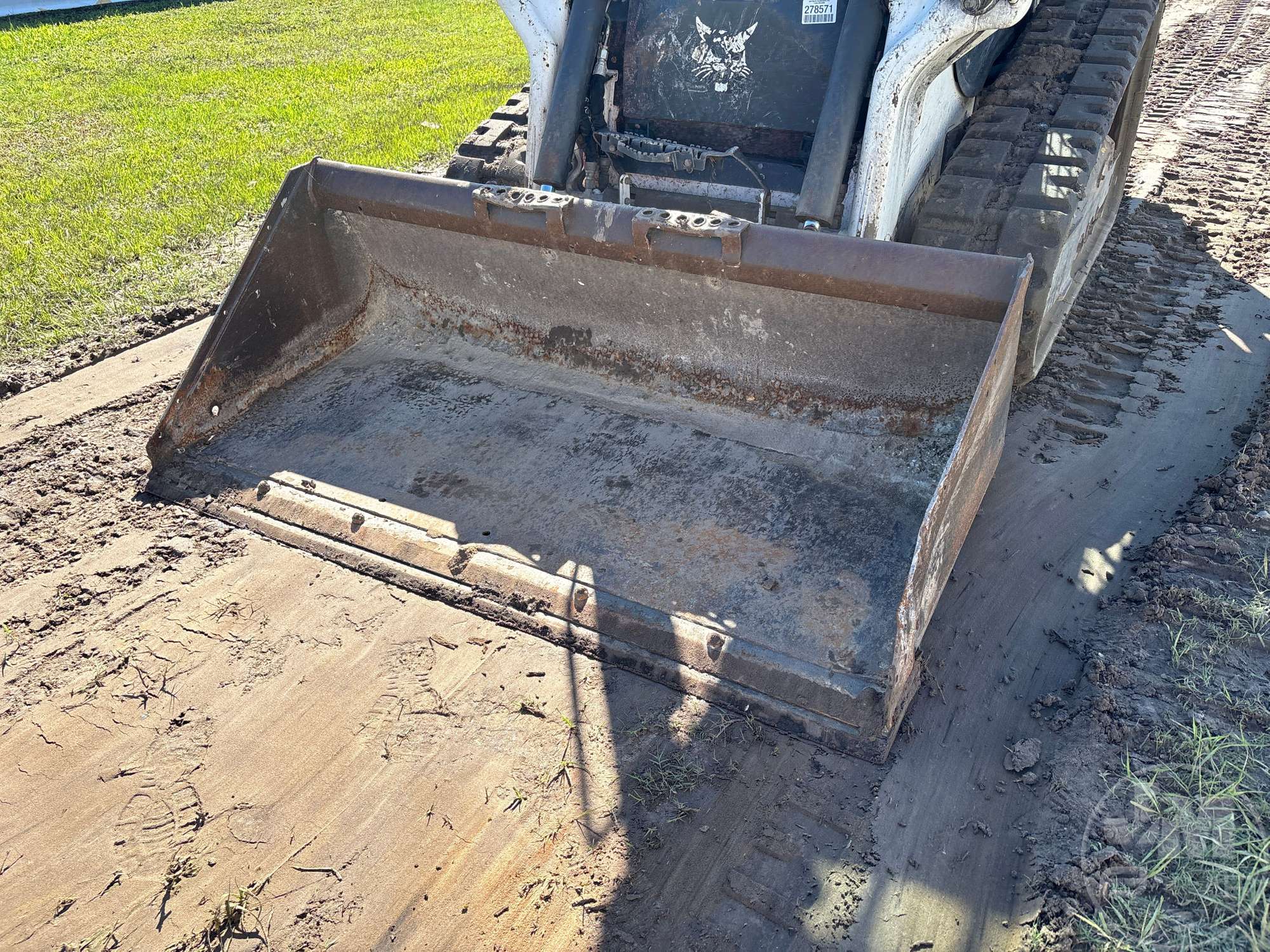 2021 Bobcat T66